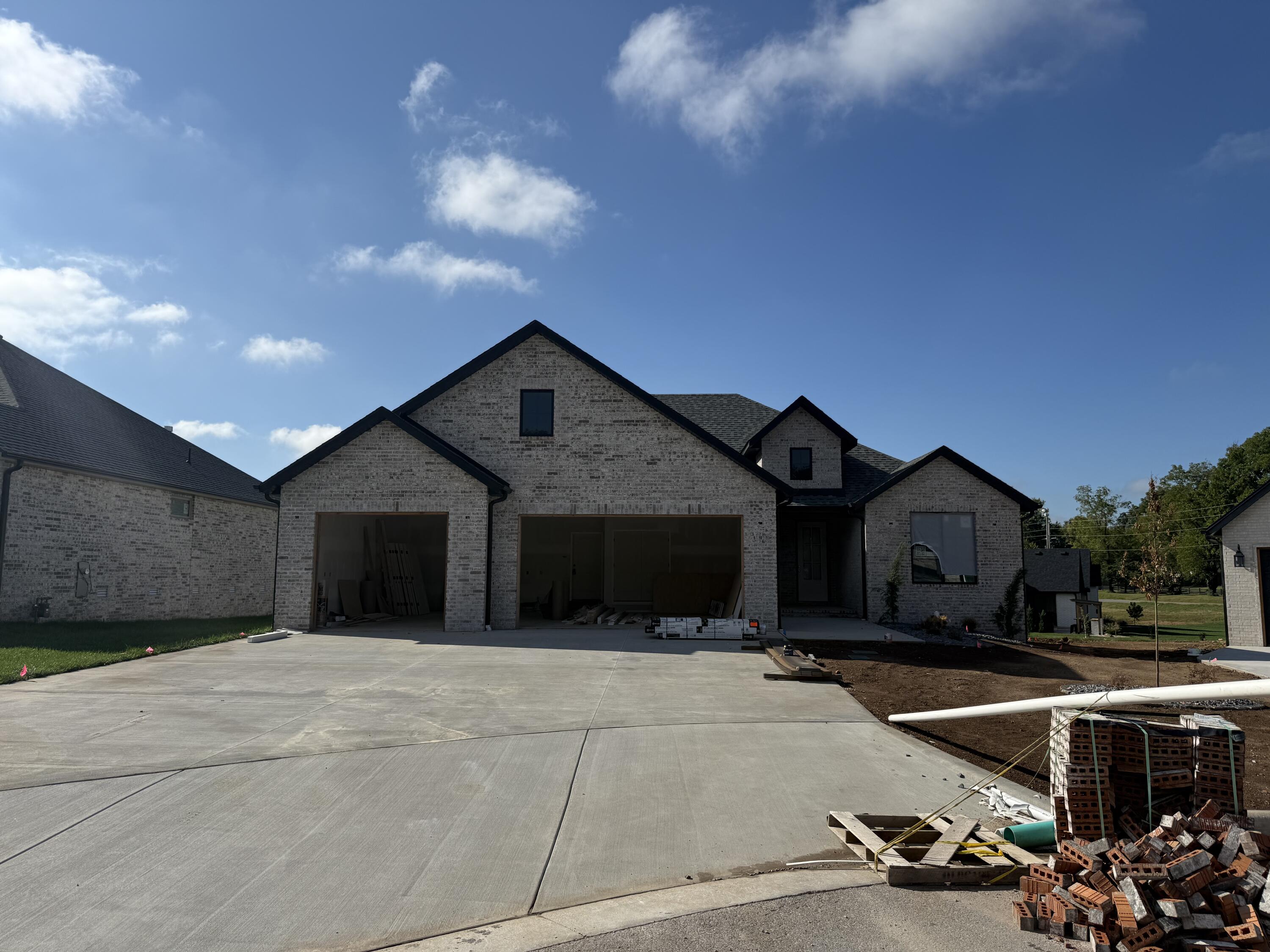 Lot 18 North Silver Charm Avenue Property Photo 2