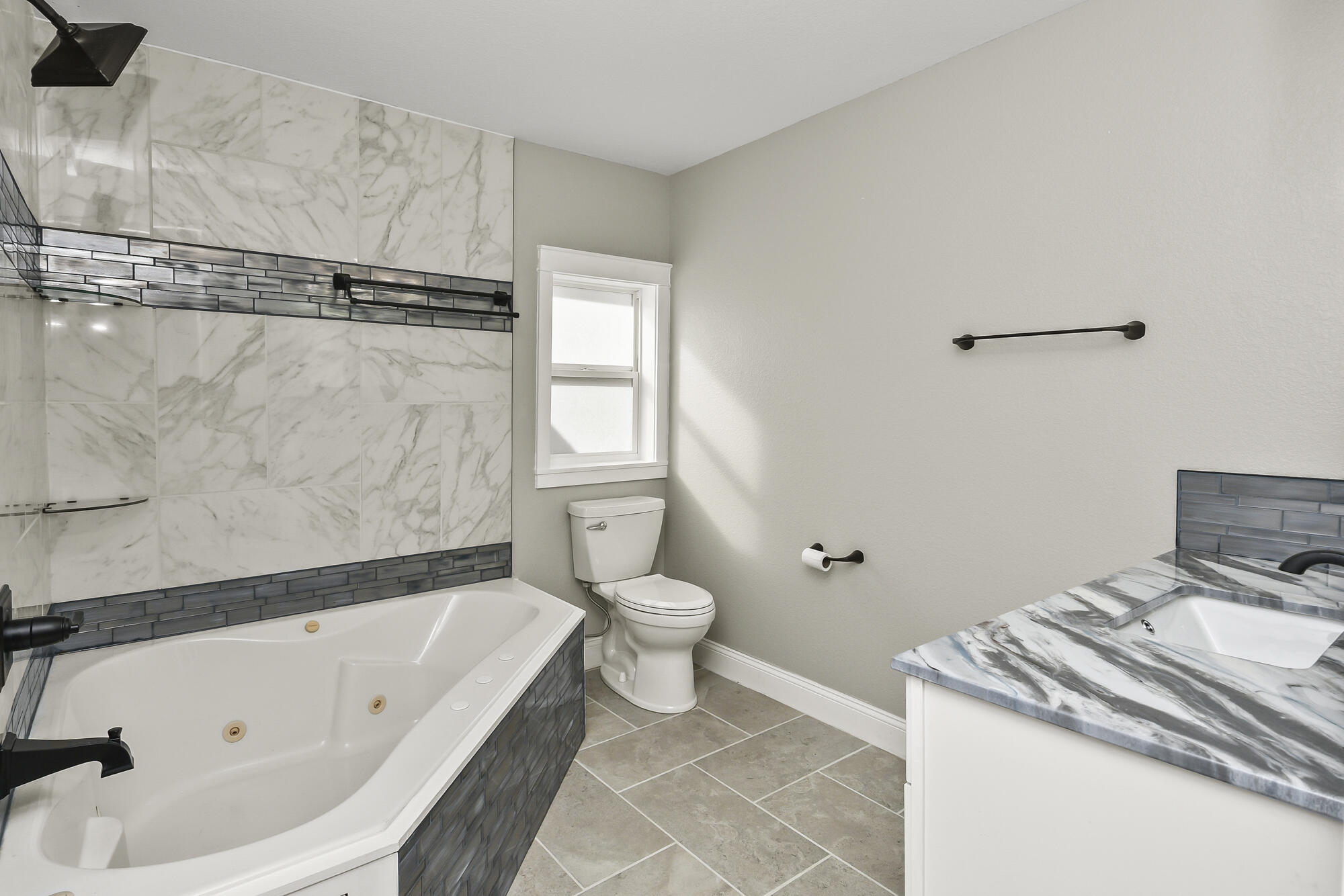 7138 West Farm Road 136 Property Photo 56
