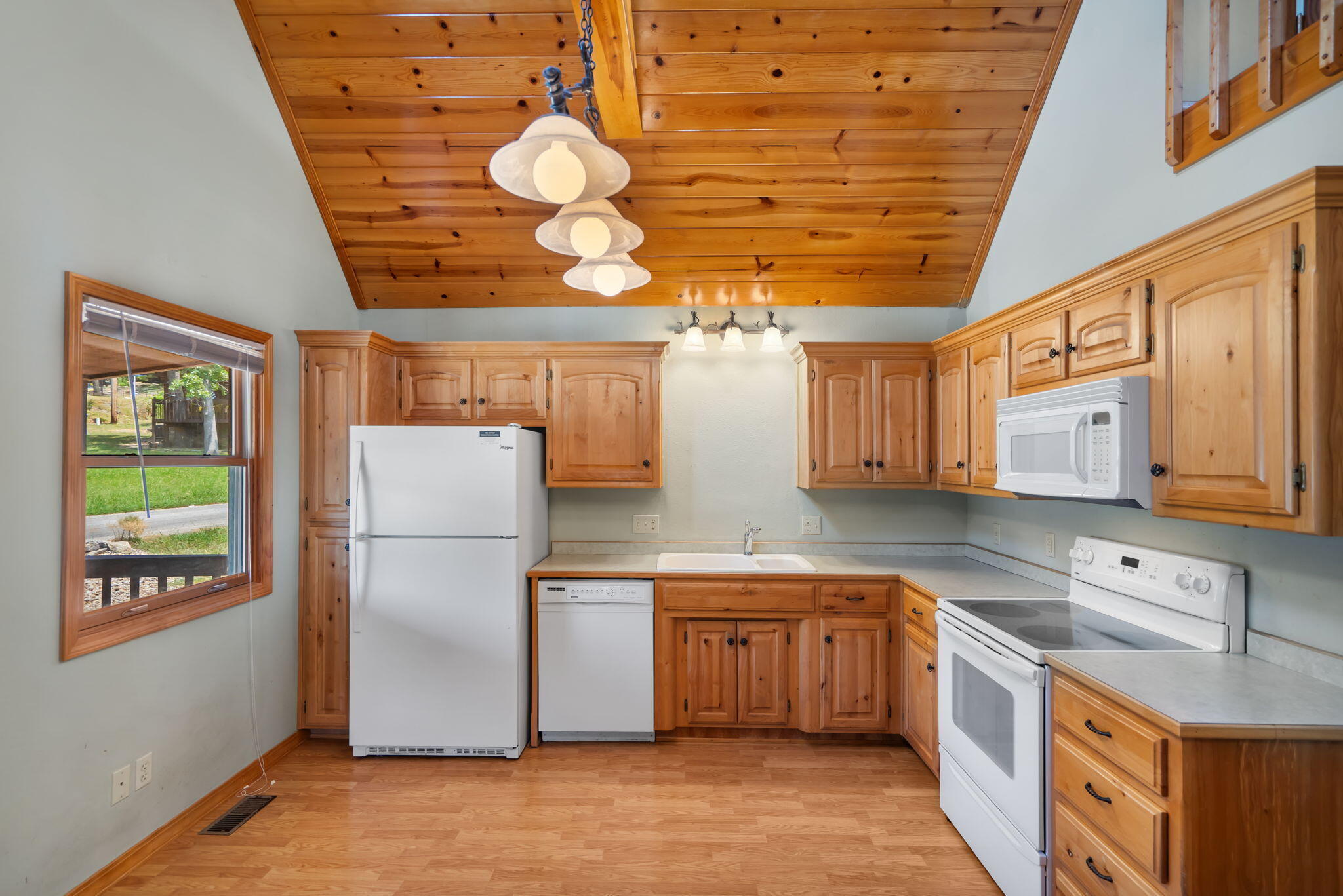 200 Big Bear Boulevard Property Photo 39