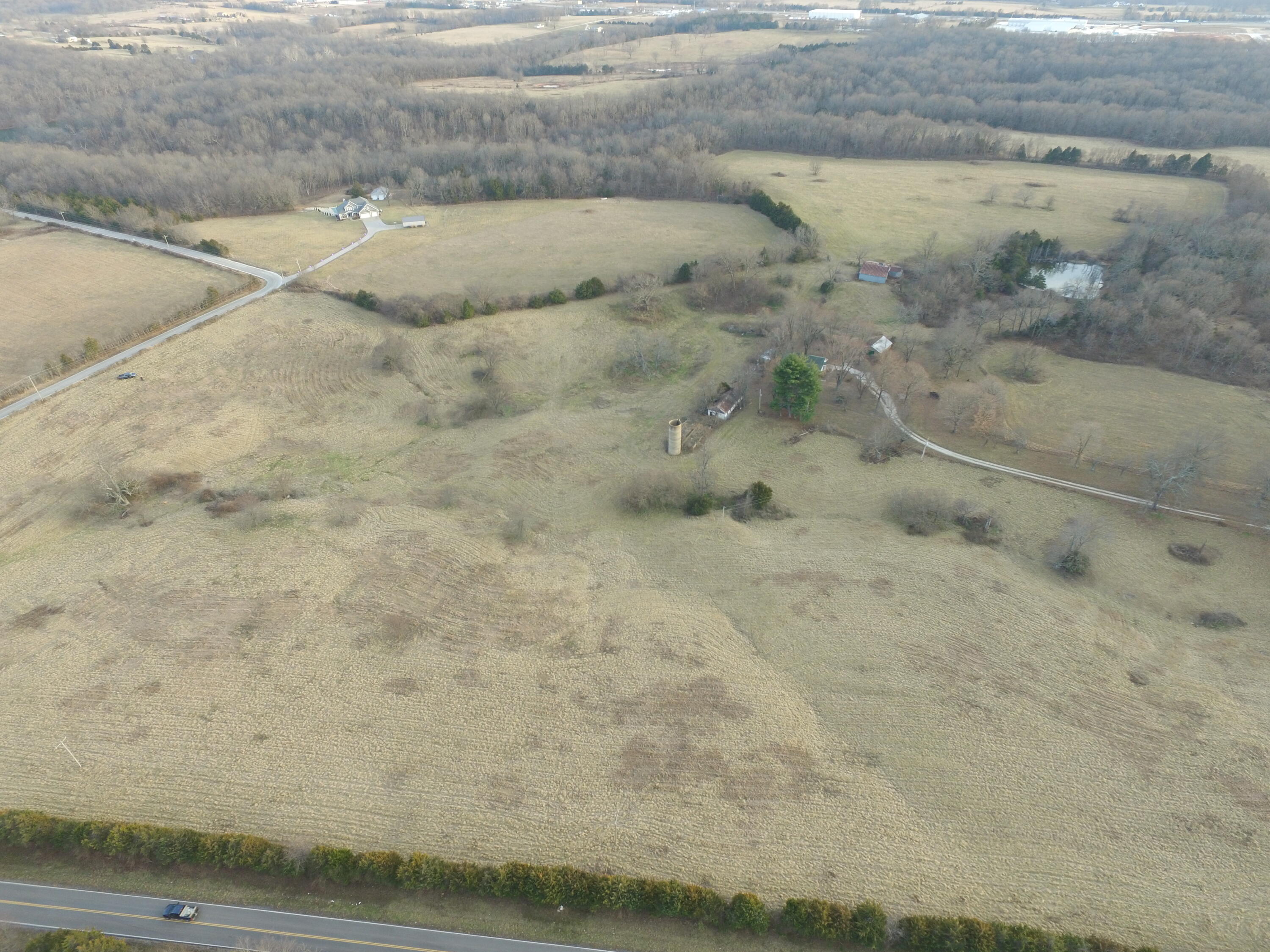 4885 North Crows Nest Lane Property Photo 8