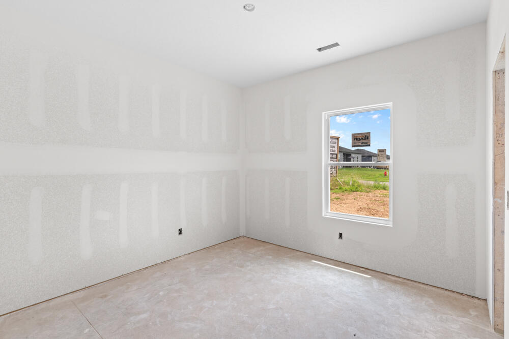 312 Sleepy Meadow Property Photo 6