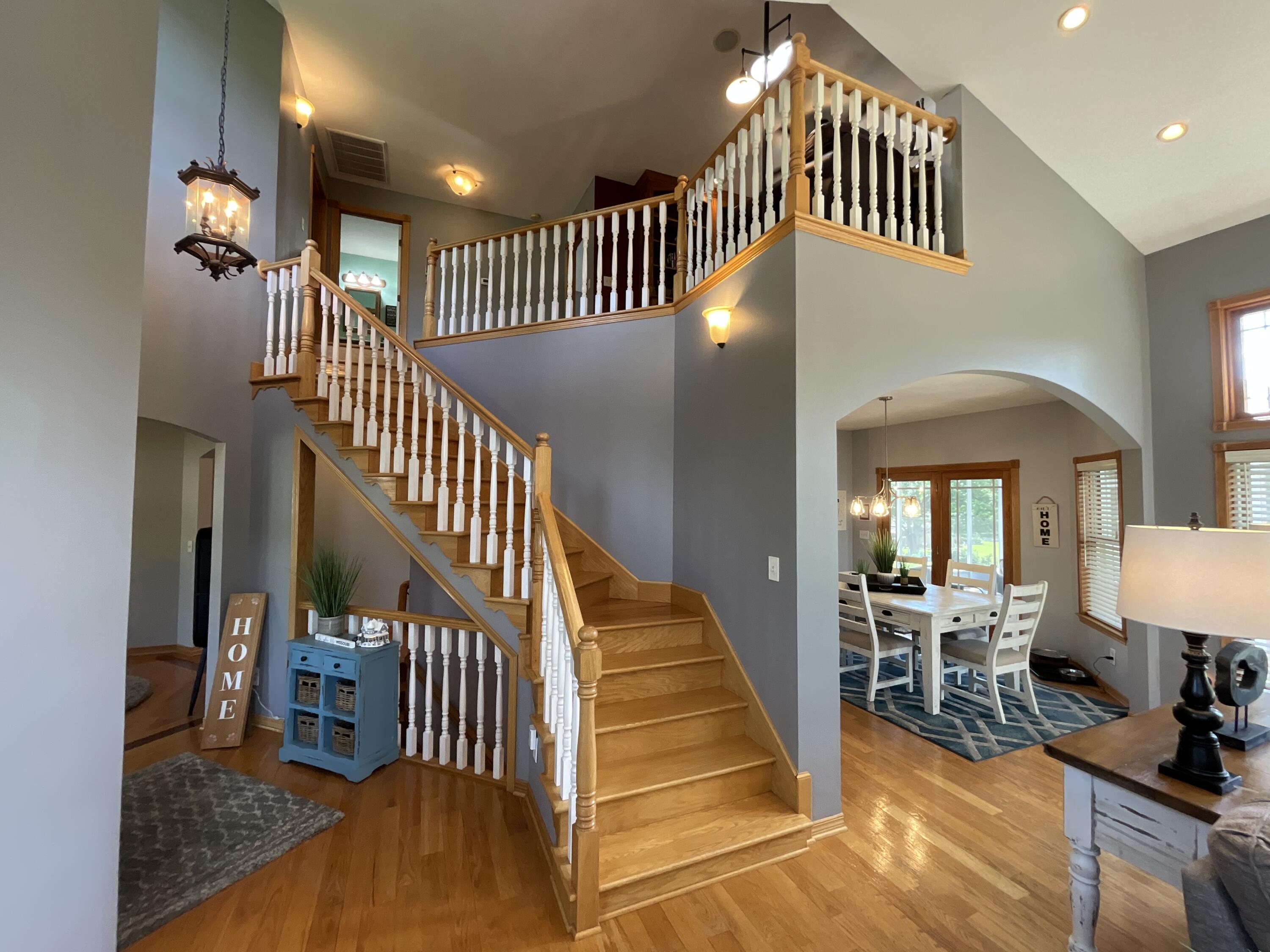 610 Oak Park Boulevard Property Photo 25