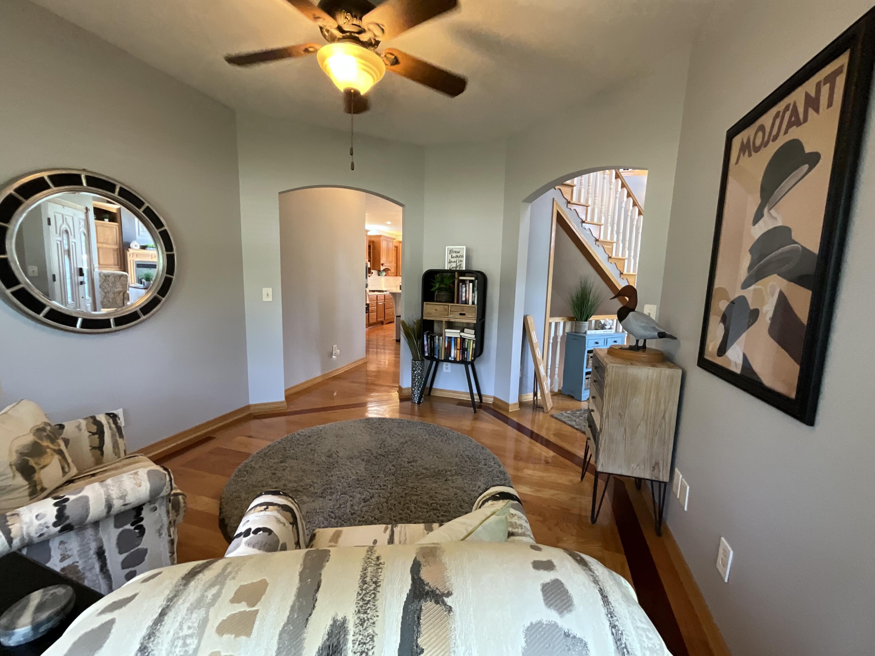 610 Oak Park Boulevard Property Photo 30