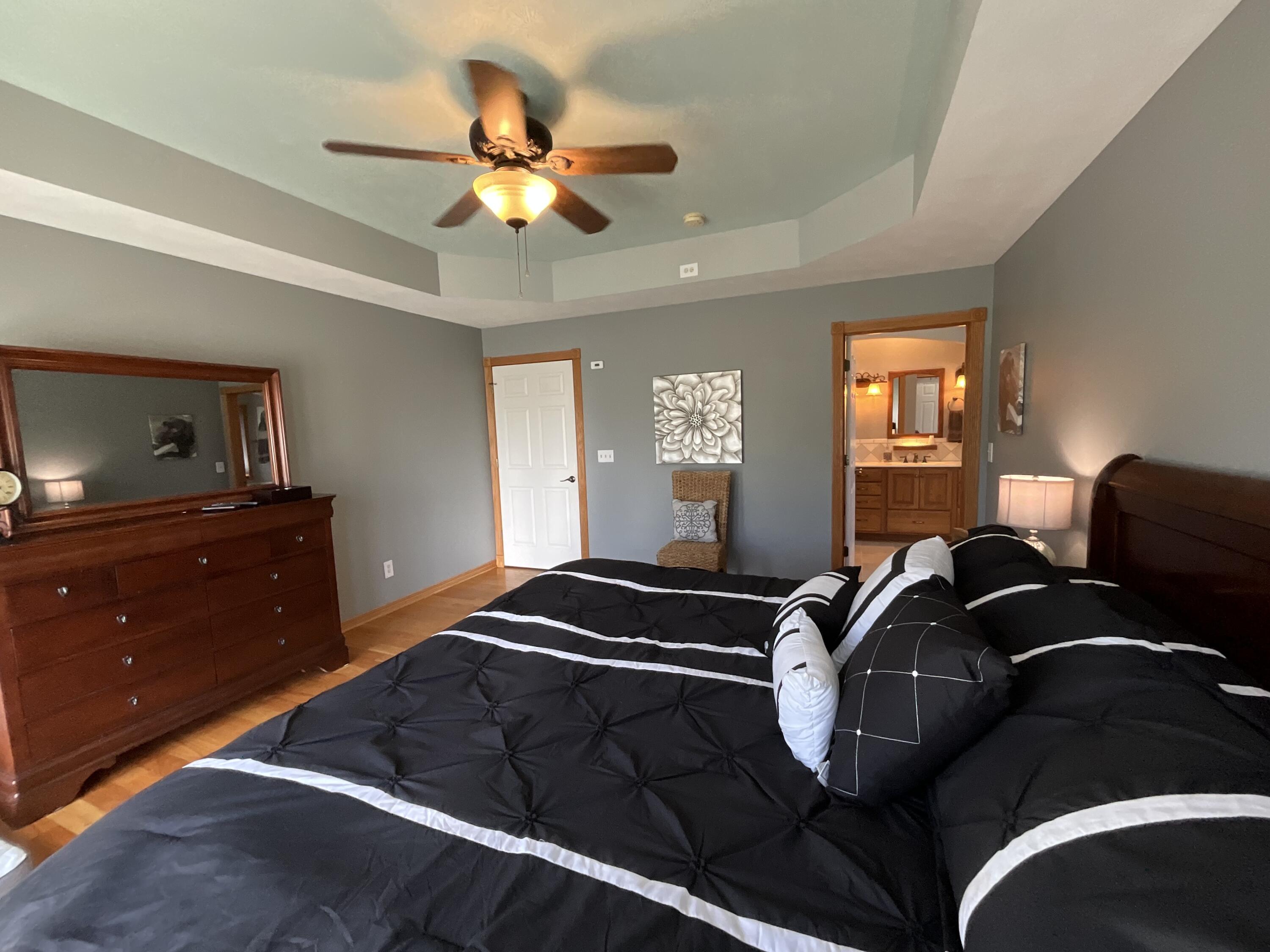 610 Oak Park Boulevard Property Photo 73