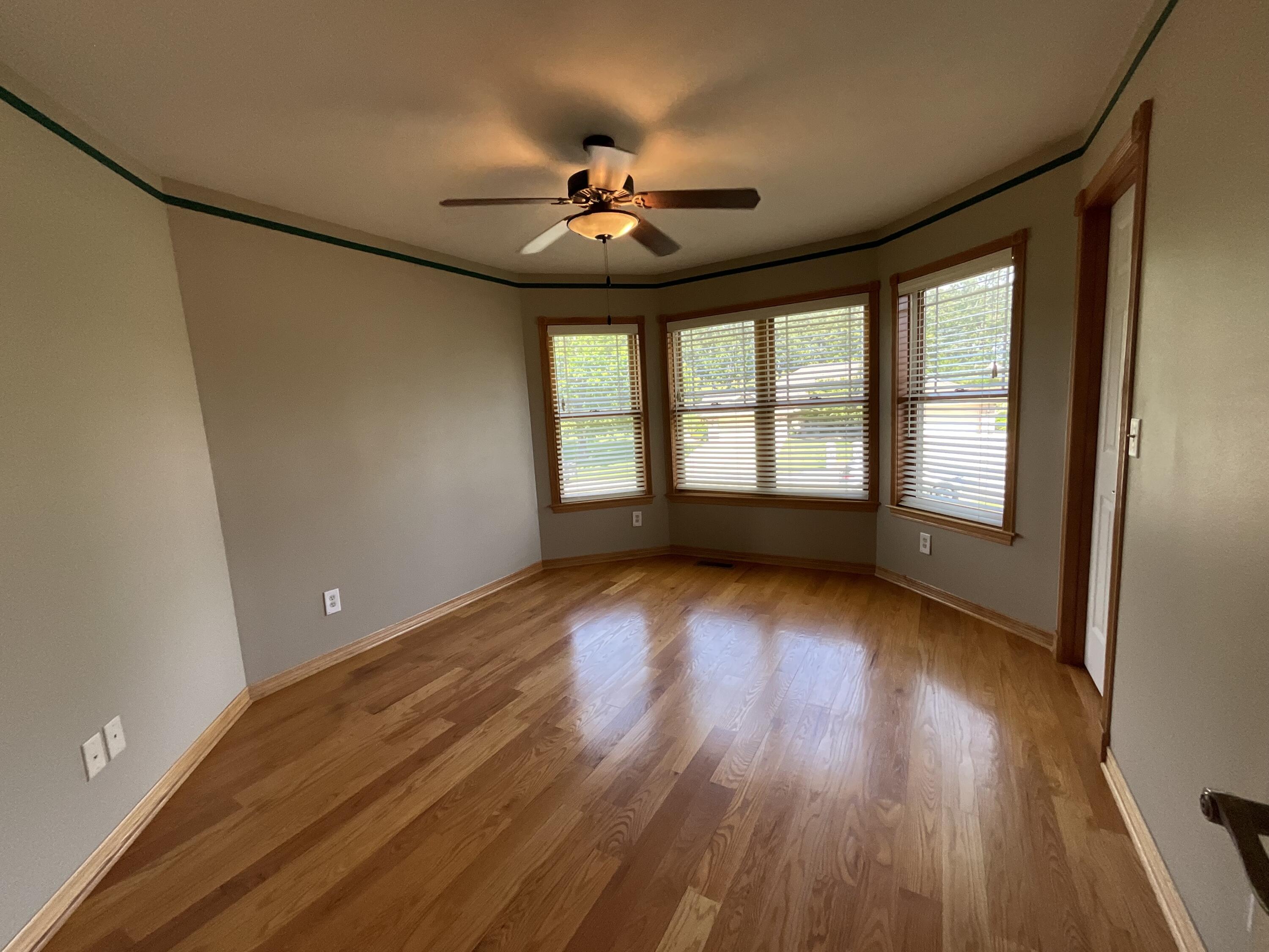 610 Oak Park Boulevard Property Photo 85