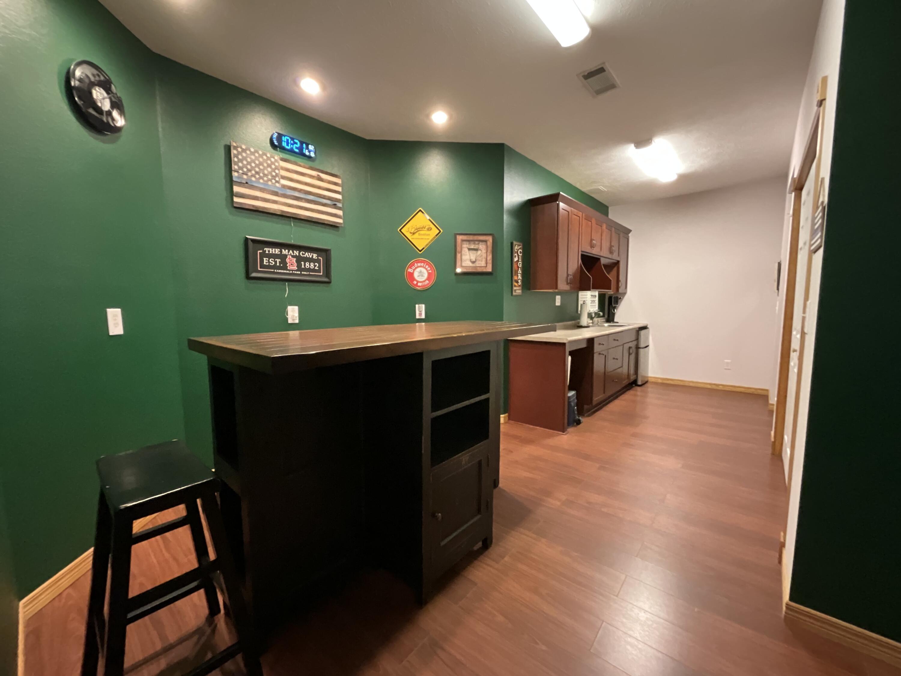 610 Oak Park Boulevard Property Photo 93