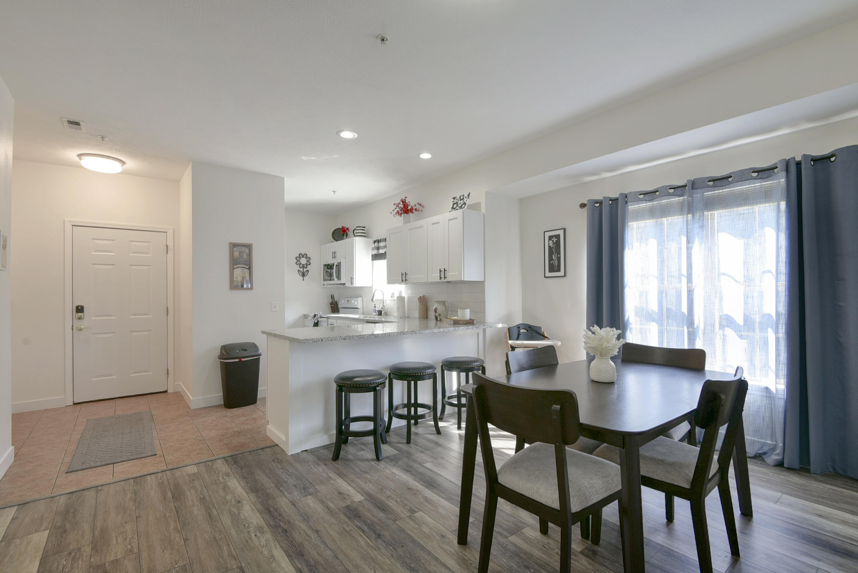 5 Bermuda 3 Property Photo 10