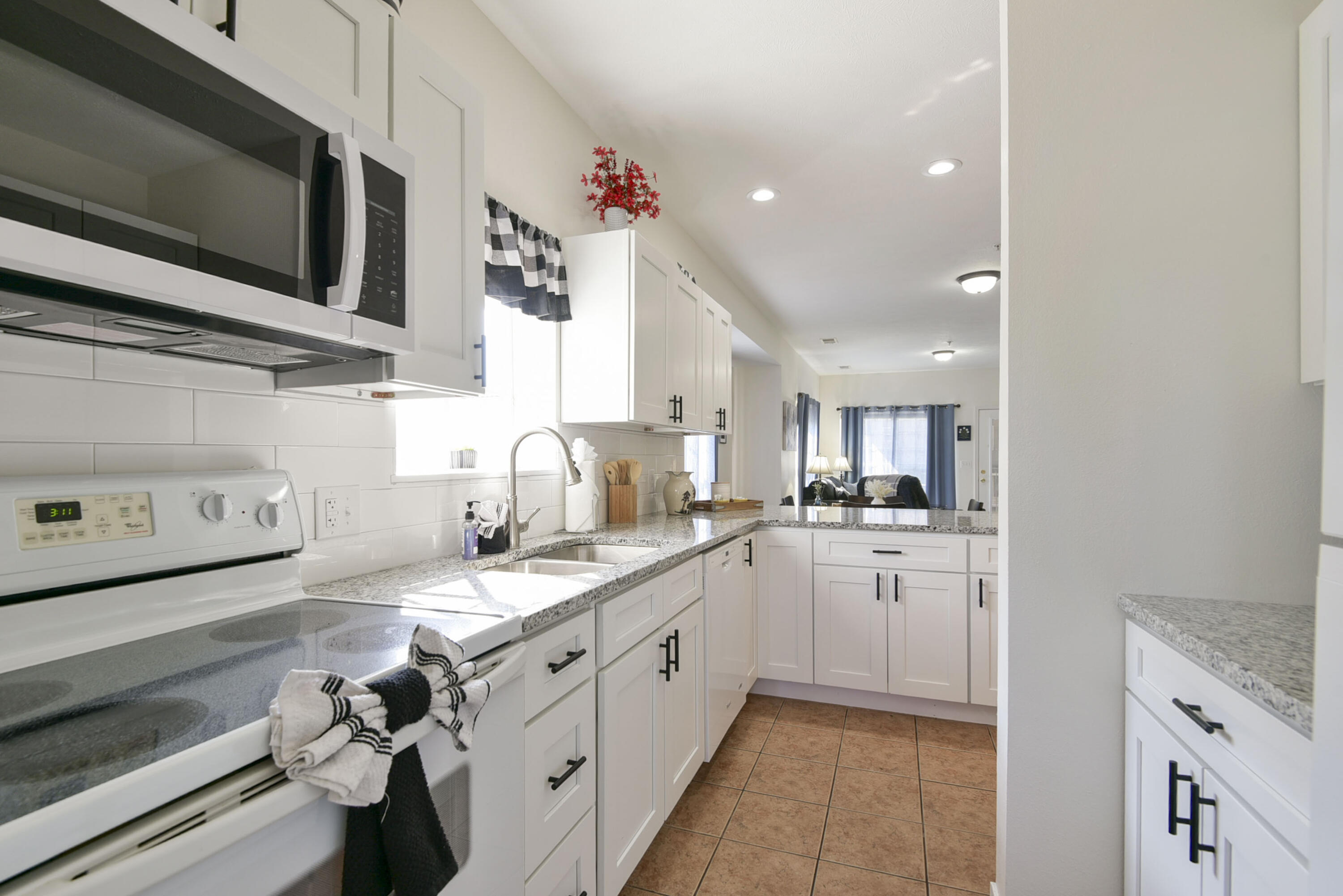 5 Bermuda 3 Property Photo 13