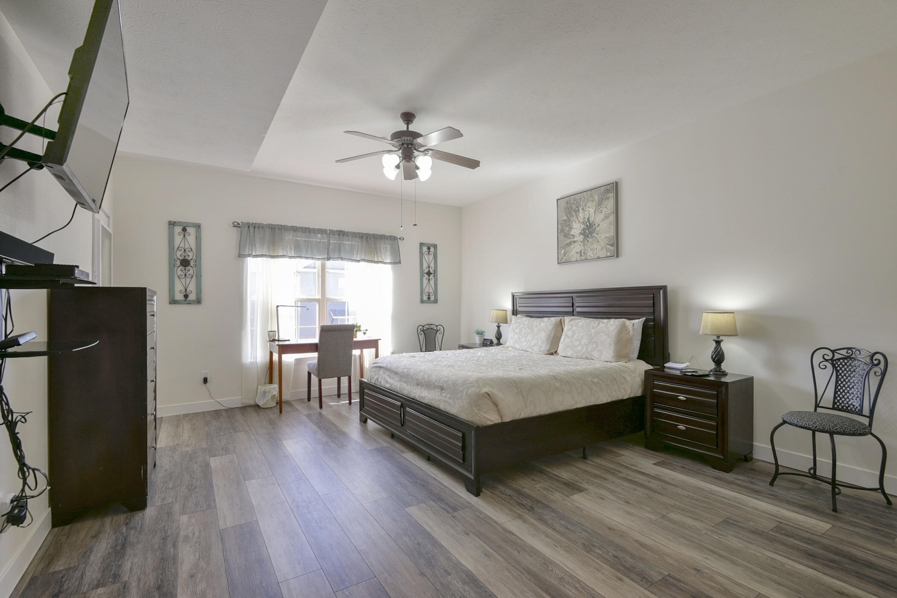 5 Bermuda 3 Property Photo 15