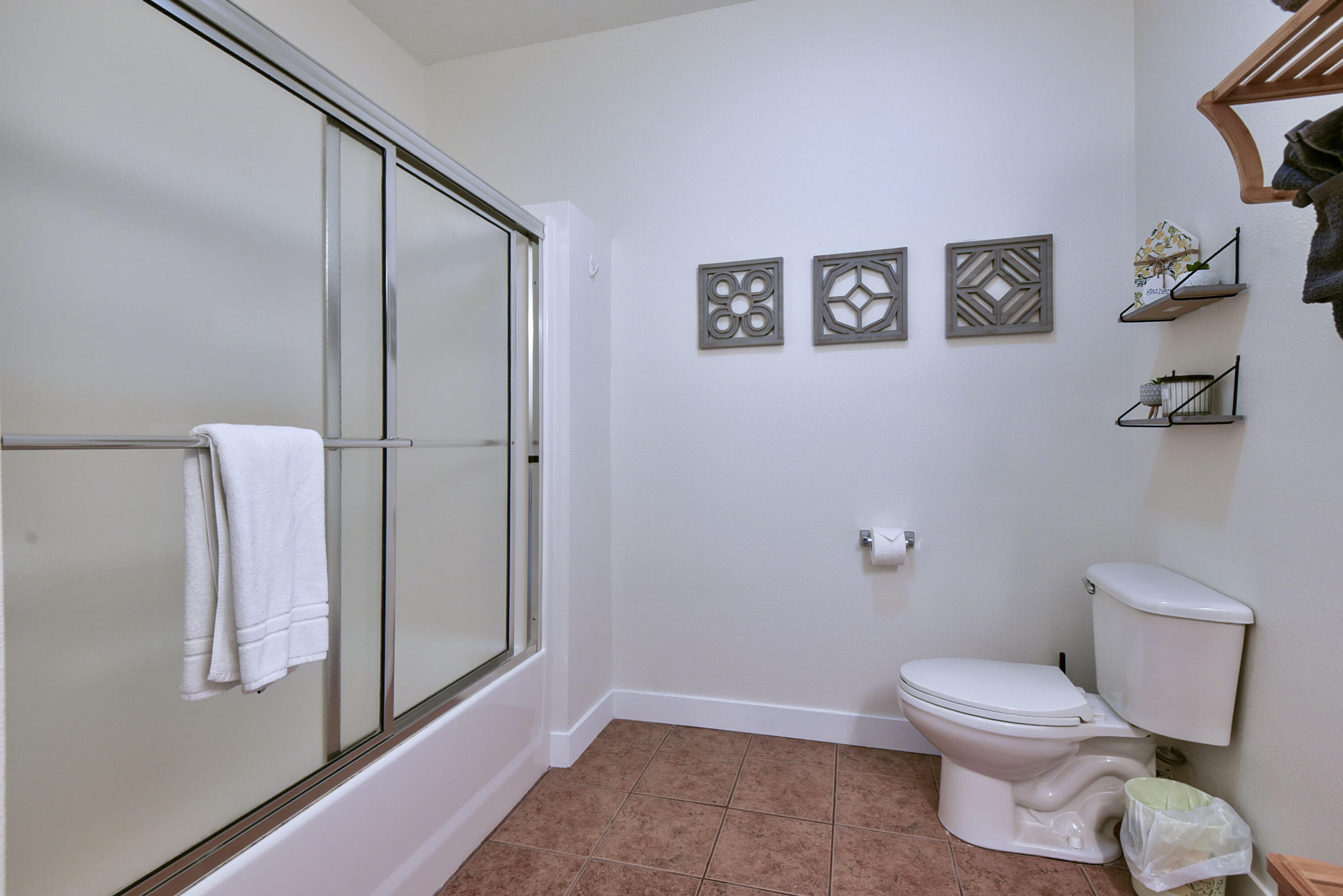 5 Bermuda 3 Property Photo 19