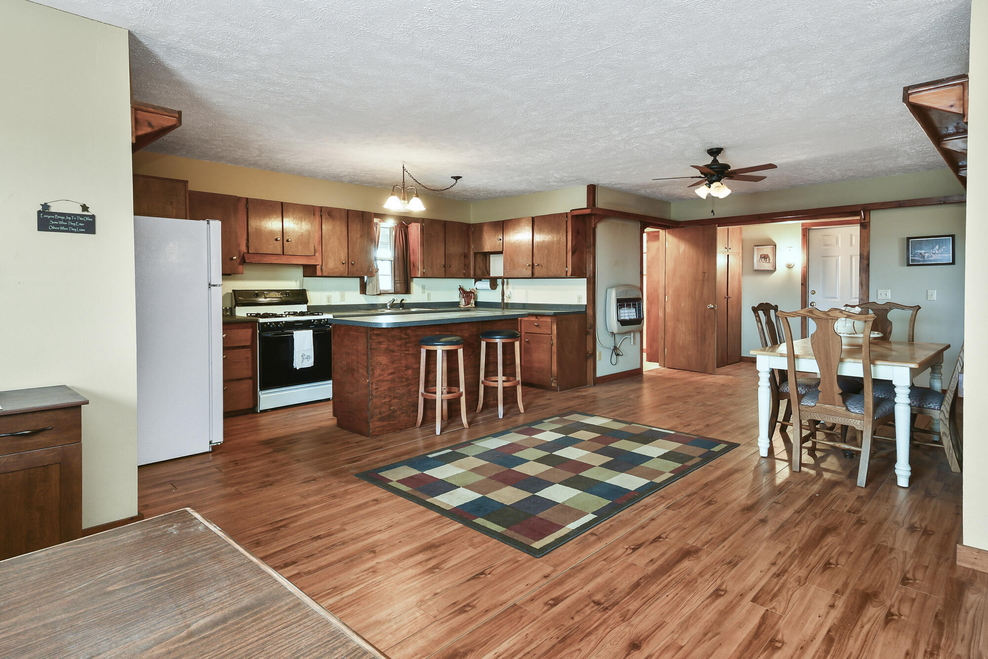 491 Sparrowhawk Road Property Photo 4