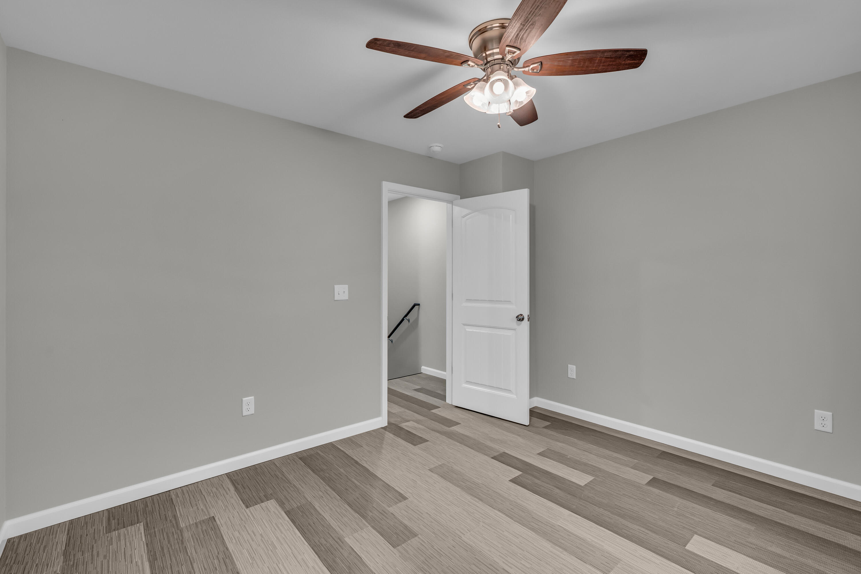2812 Burke Avenue Property Photo 17