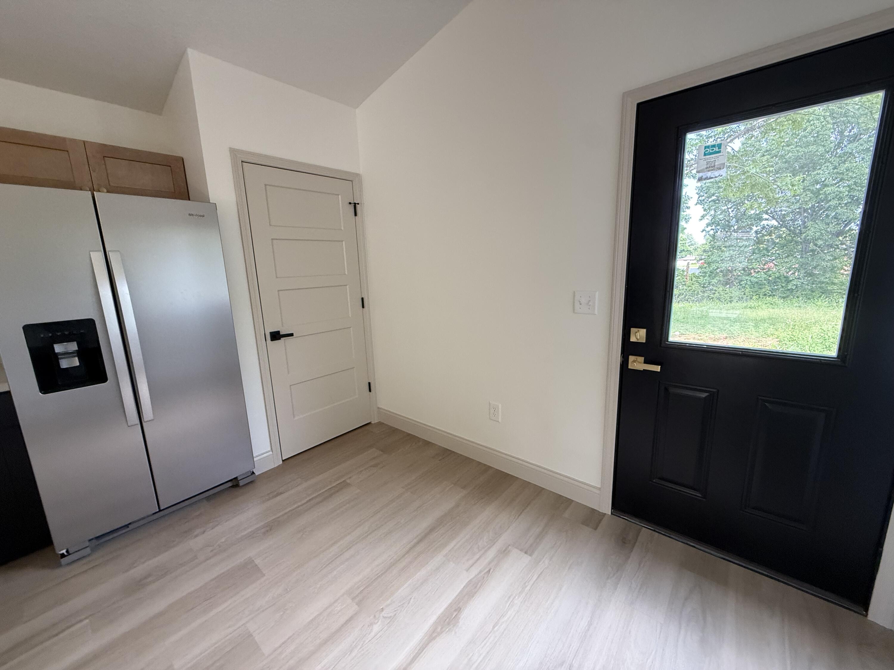 710 Johnson Street Property Photo 8