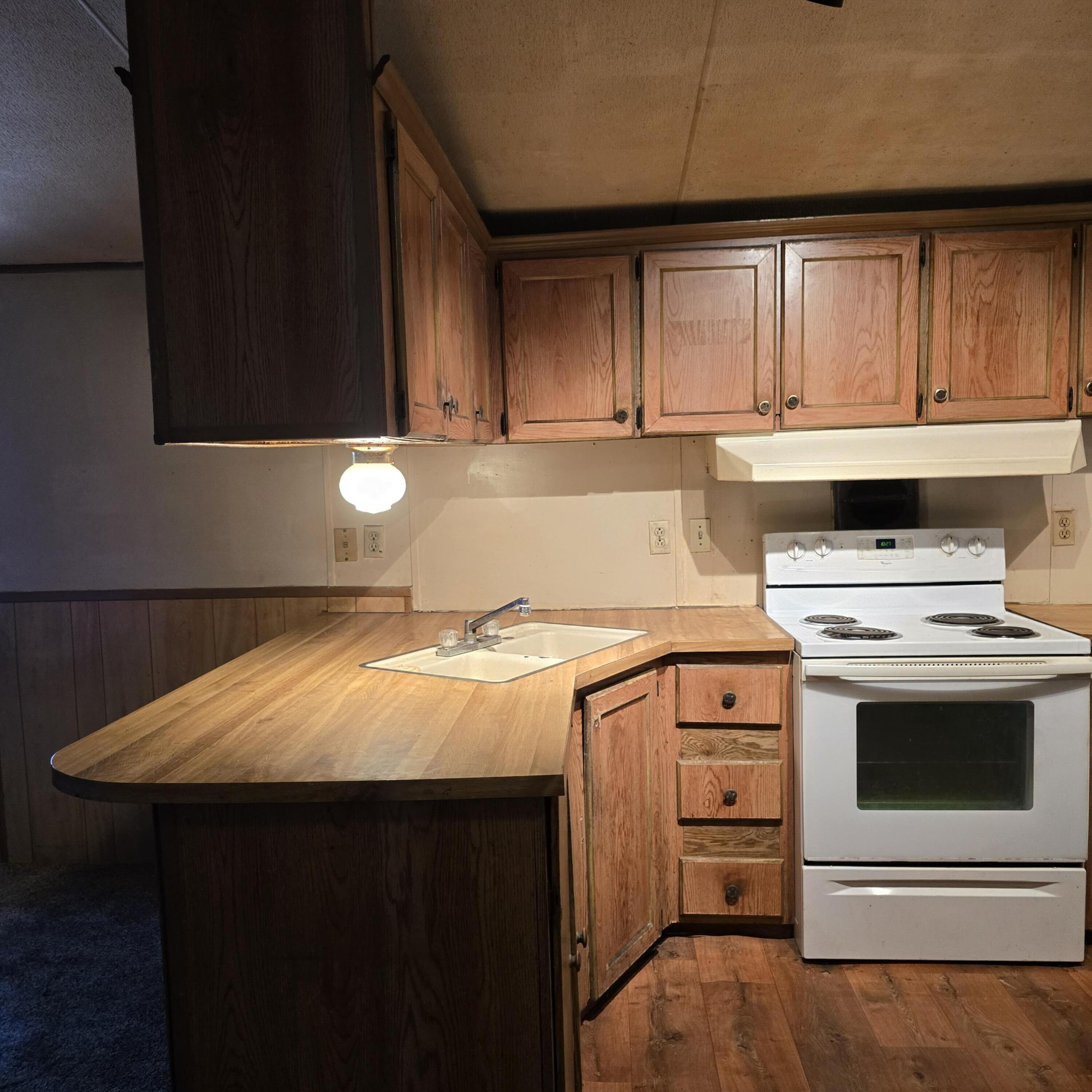 6348 Lawrence 1207 Property Photo 12