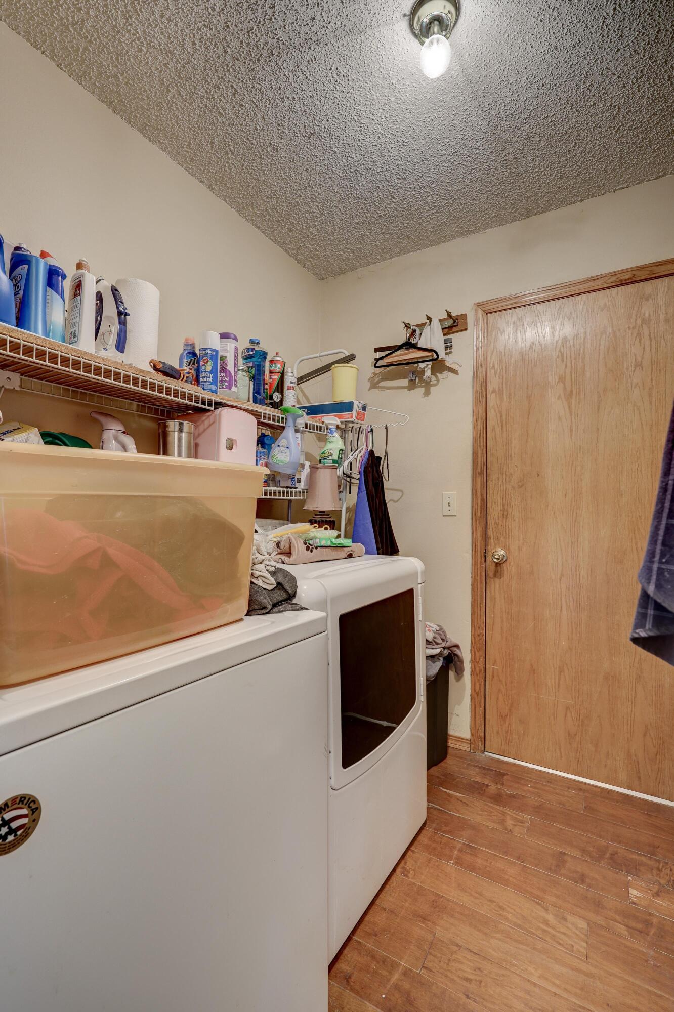 1206 Douglas Court Property Photo 23