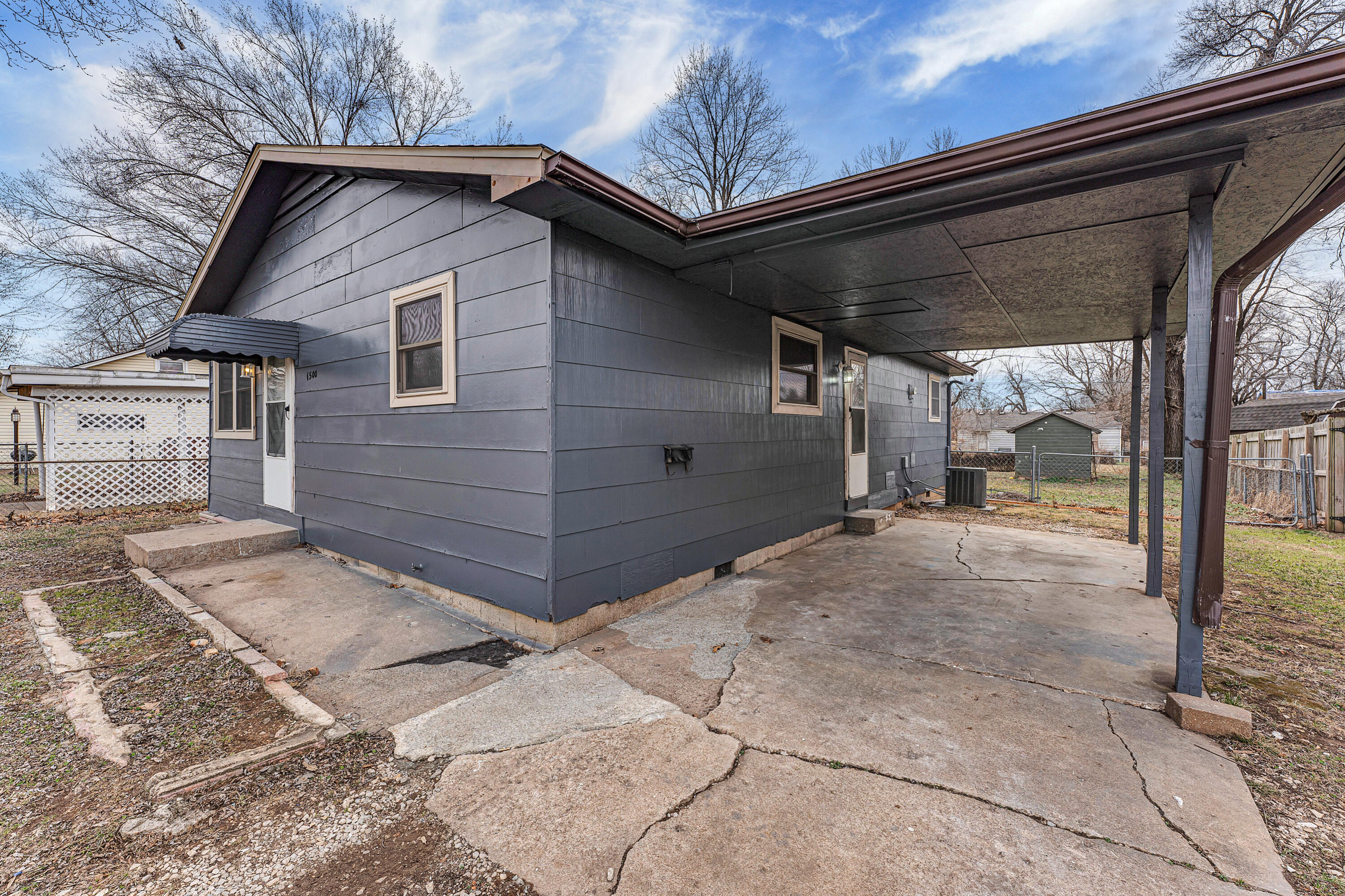 1500 West Hamilton Street Property Photo 15
