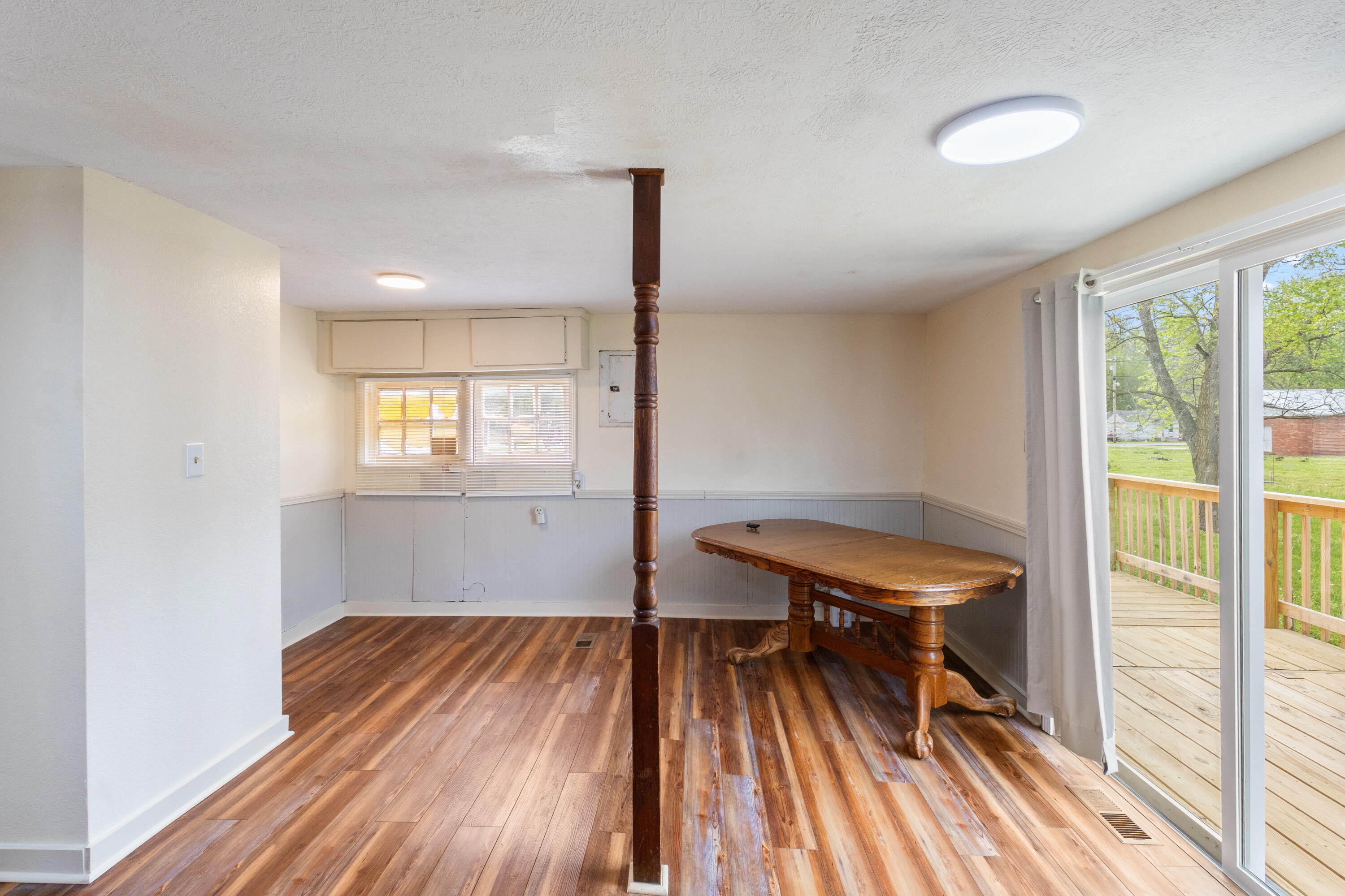 1015 Harold Street Property Photo 10