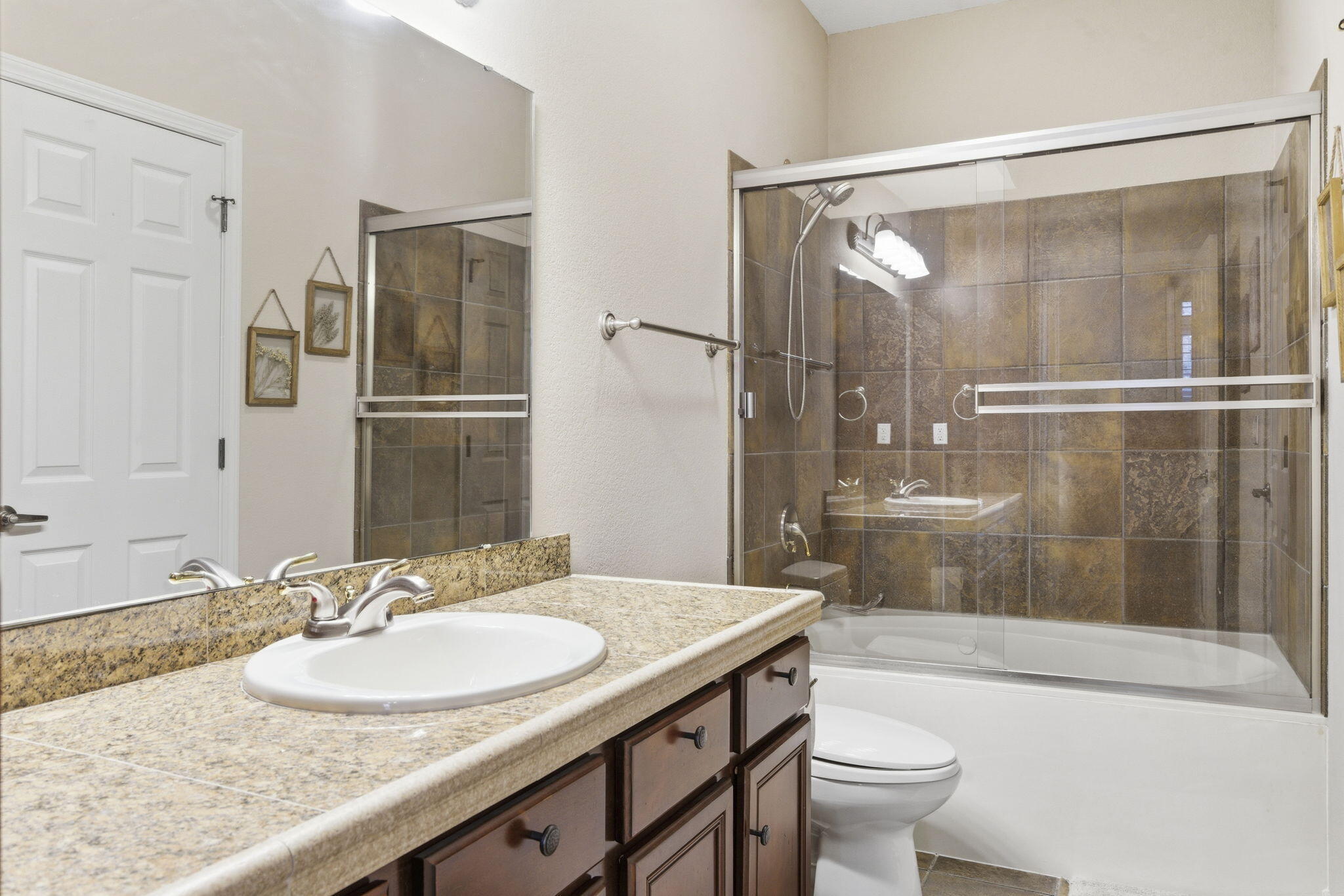 201 Golfview Drive 3-2 Property Photo 28