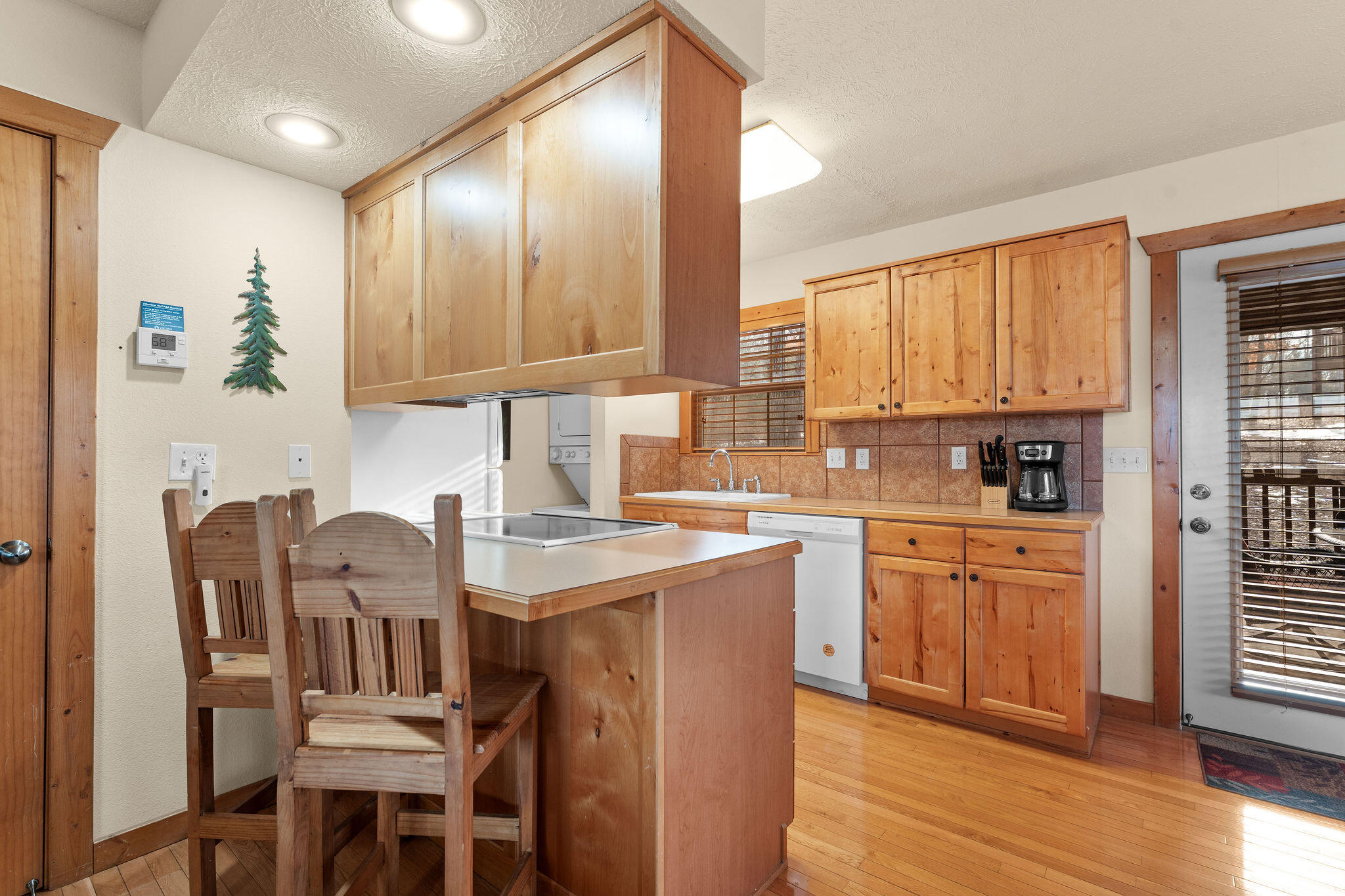 110 Bells Avenue 95b Property Photo 8