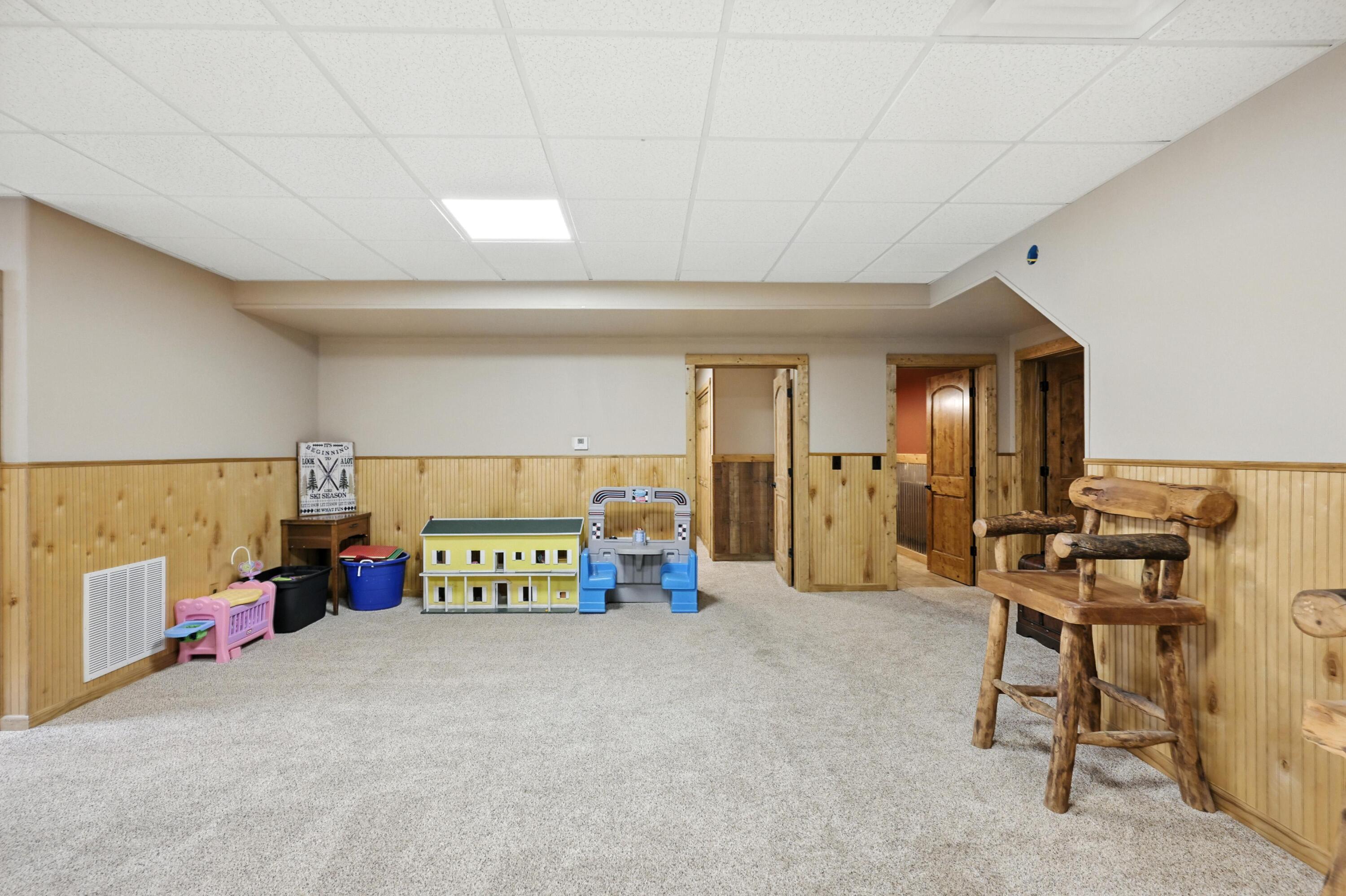 560 County Road 170 Property Photo 42