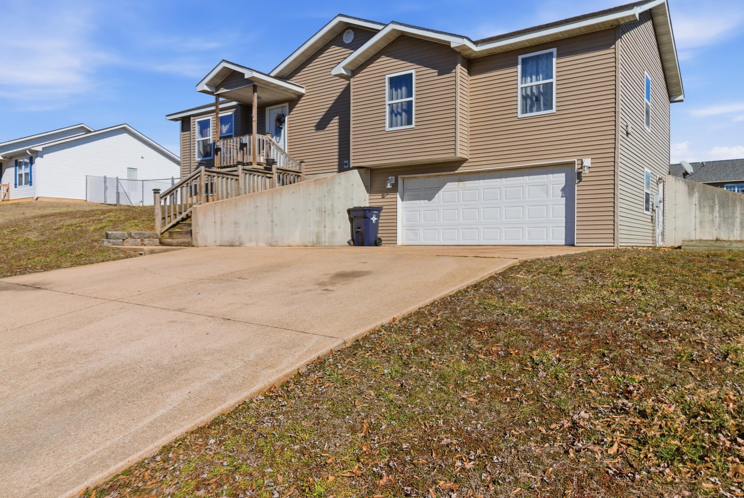 1604 Amy Street Property Photo 3