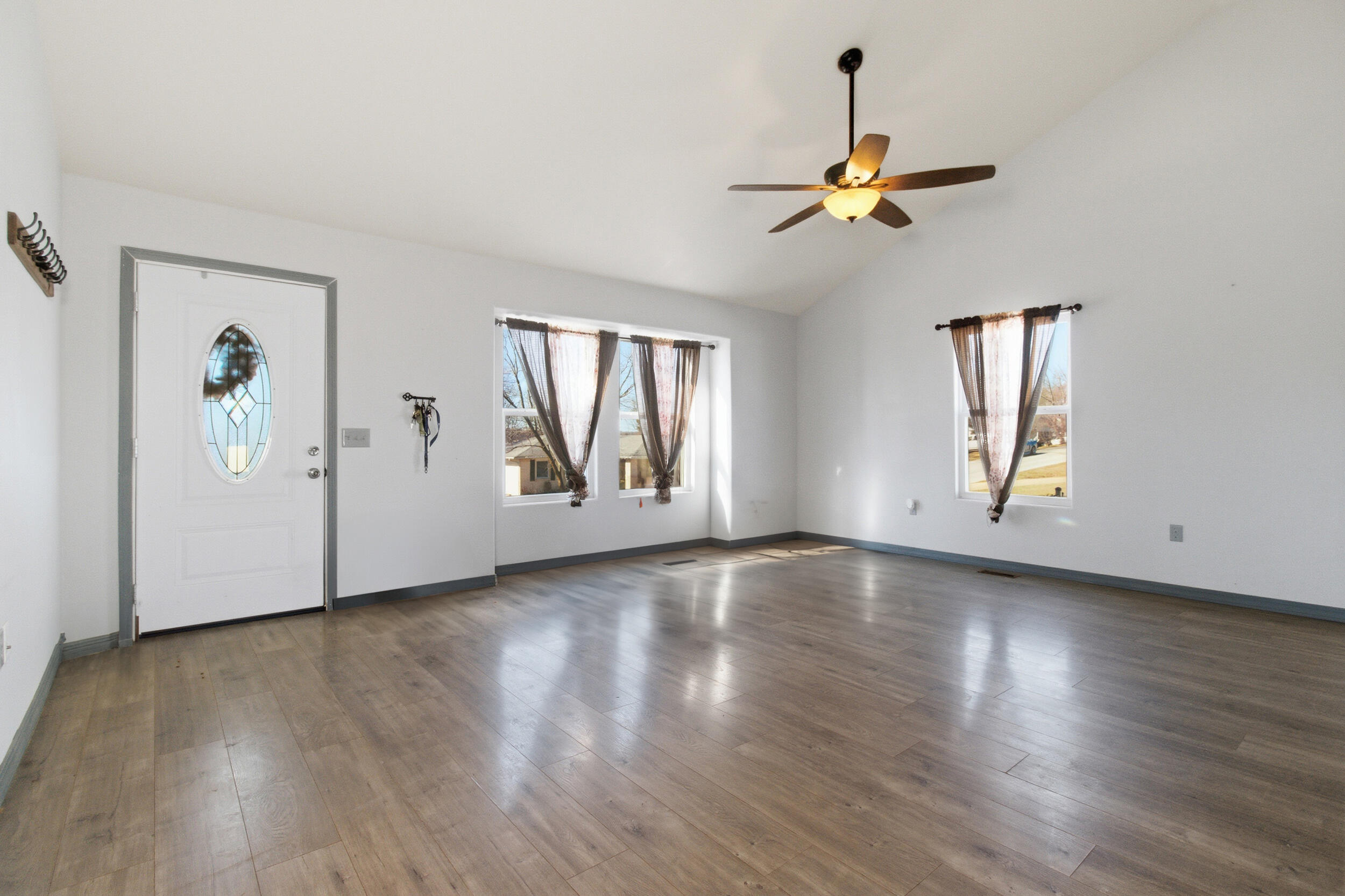 1604 Amy Street Property Photo 9