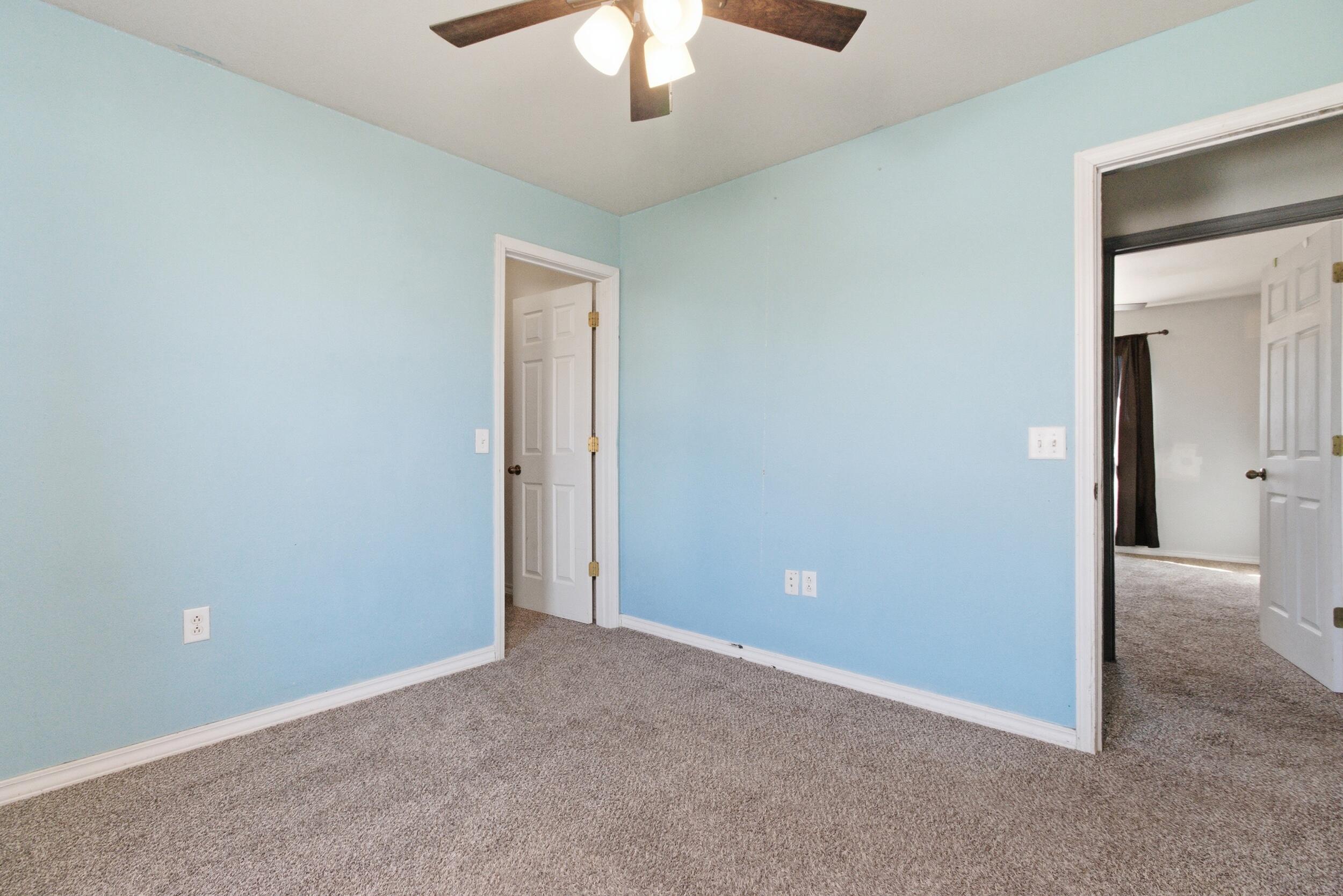 1604 Amy Street Property Photo 16