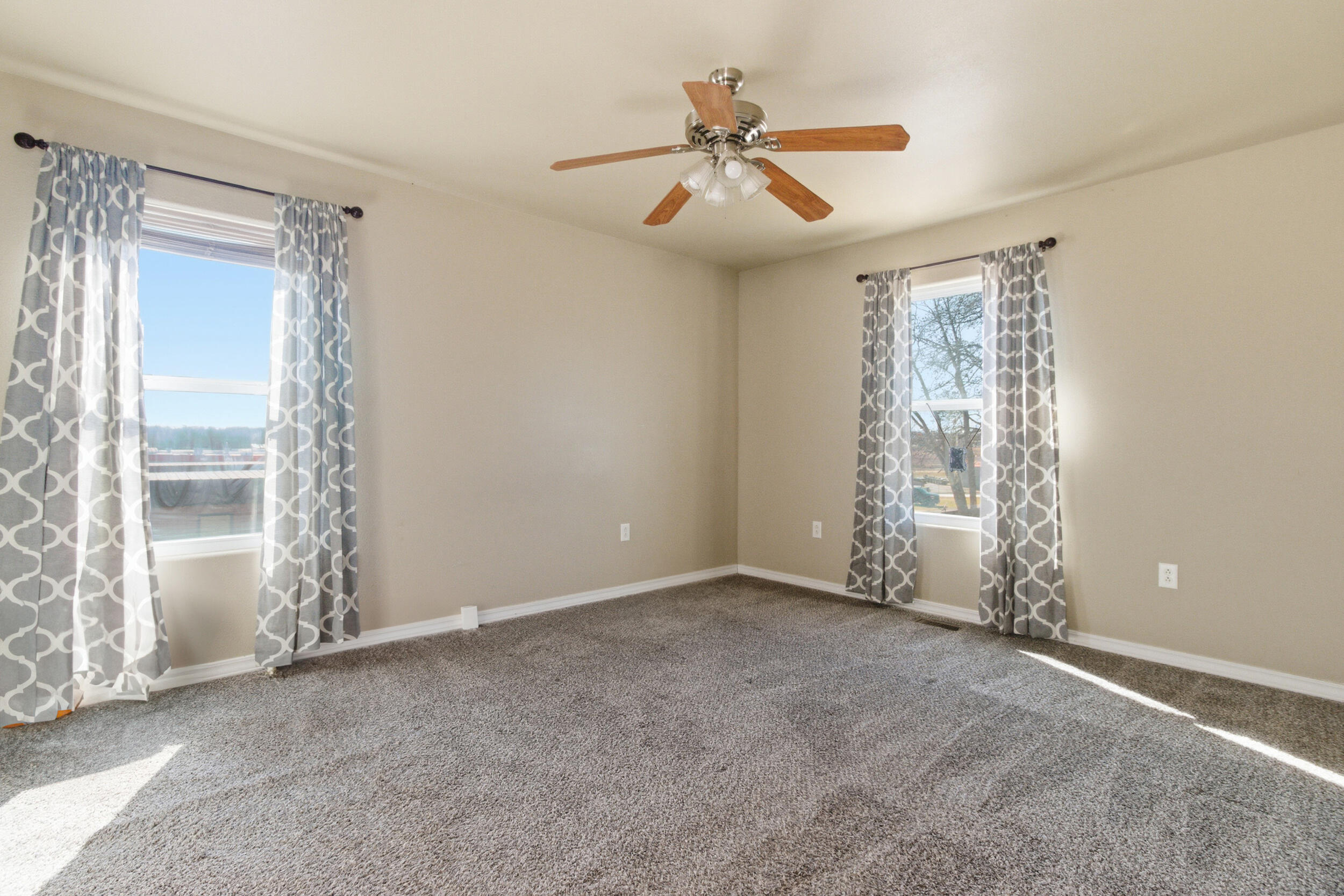 1604 Amy Street Property Photo 18