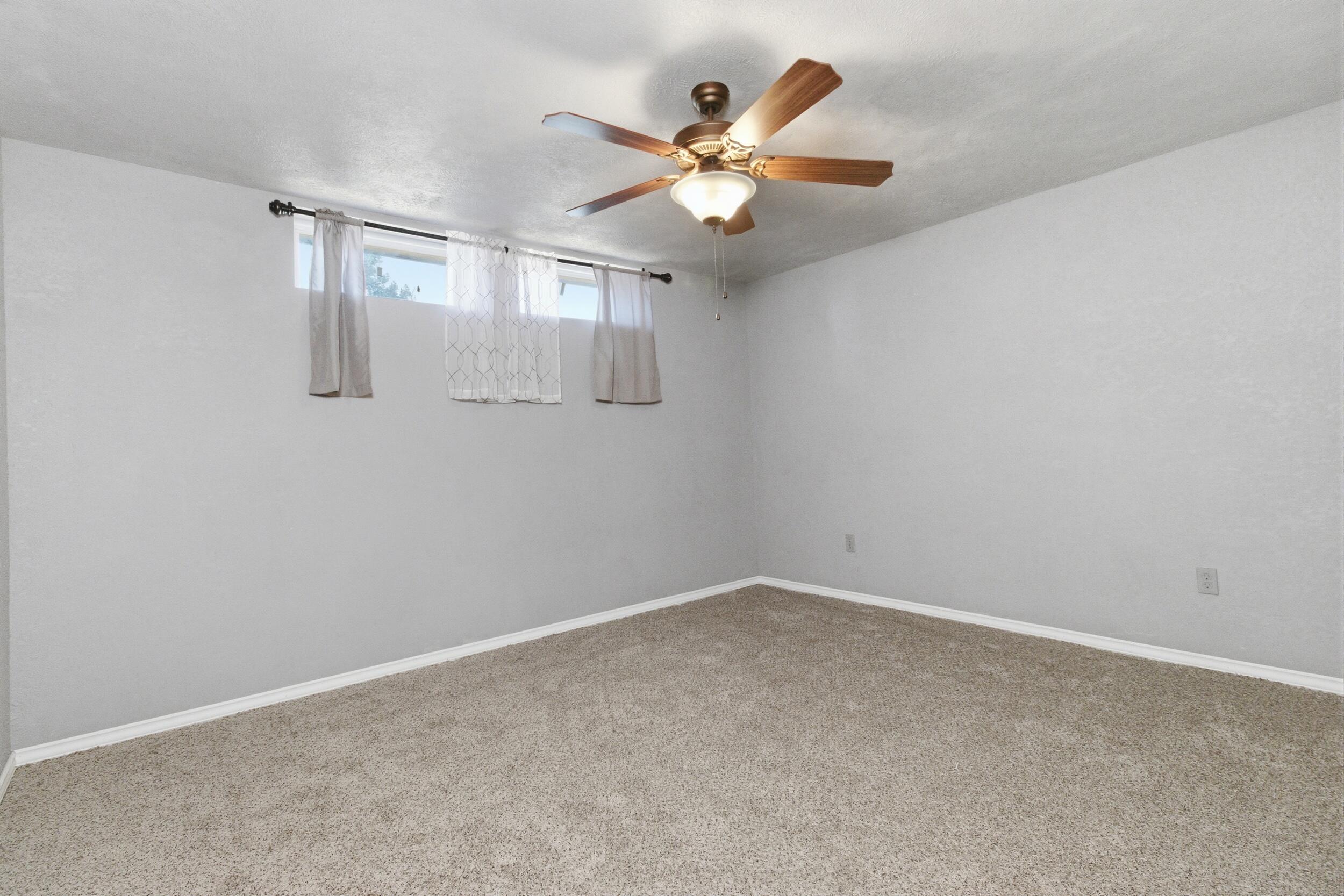 1604 Amy Street Property Photo 23