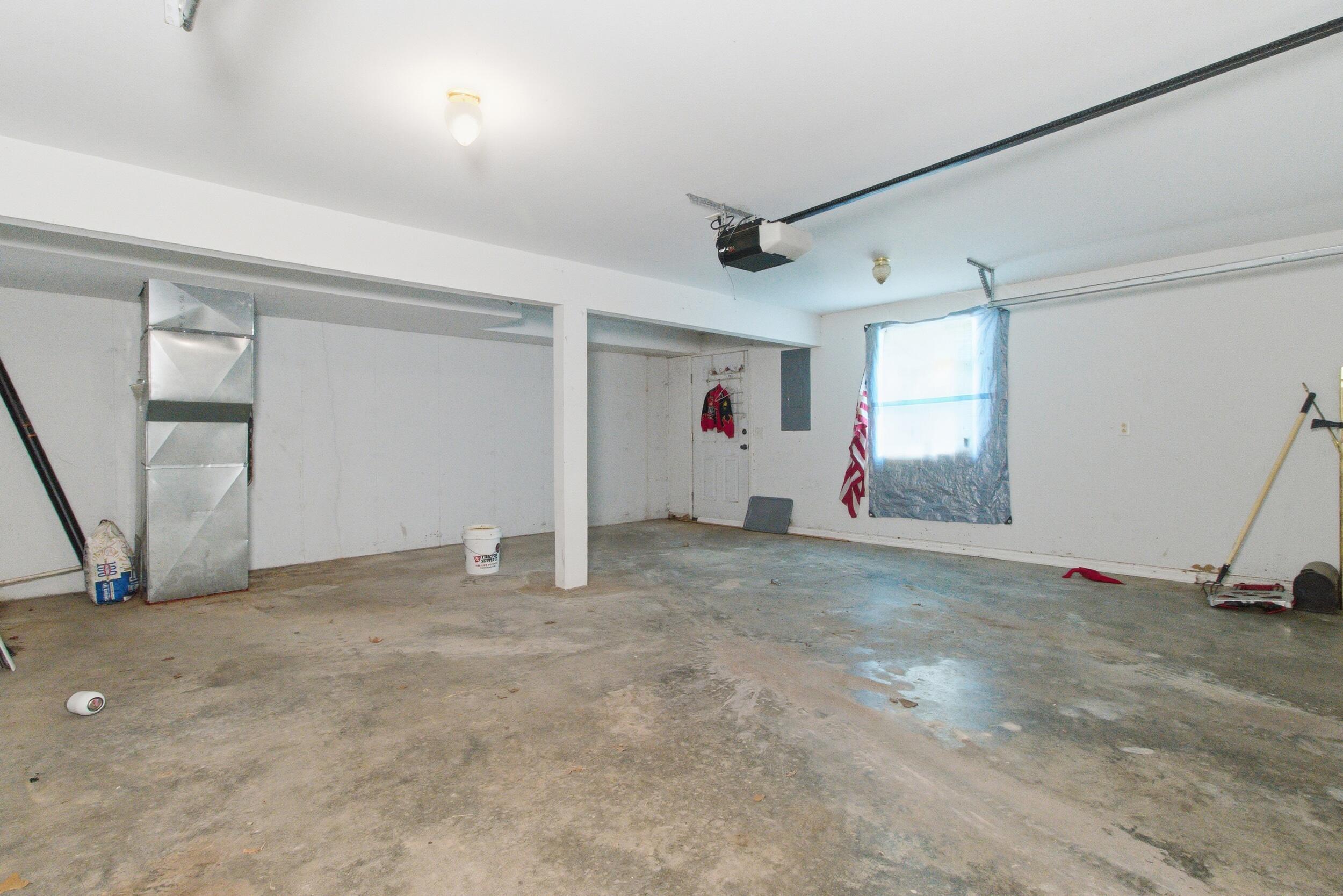 1604 Amy Street Property Photo 26