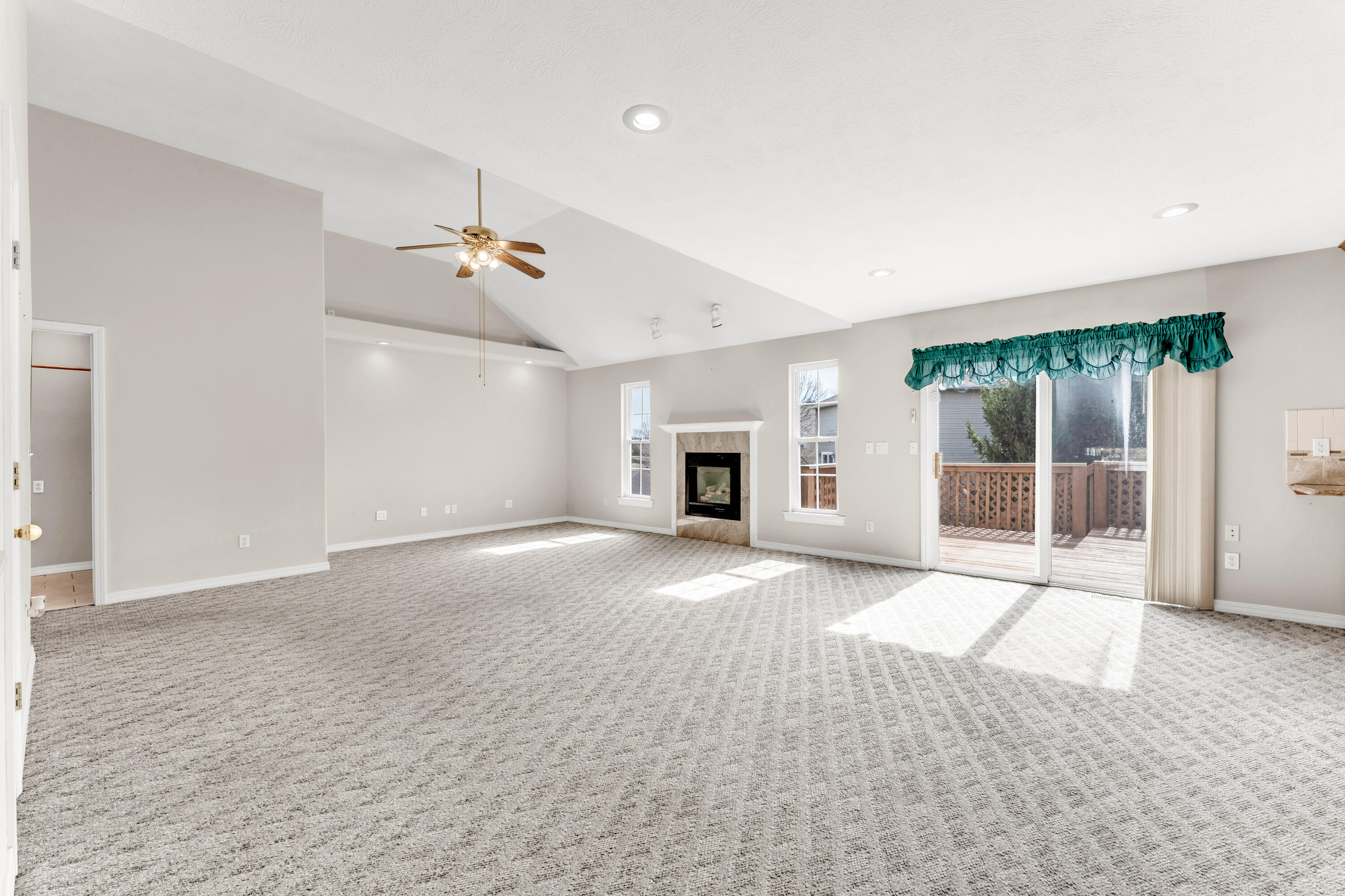 1518 West Stagecoach Court Property Photo 5