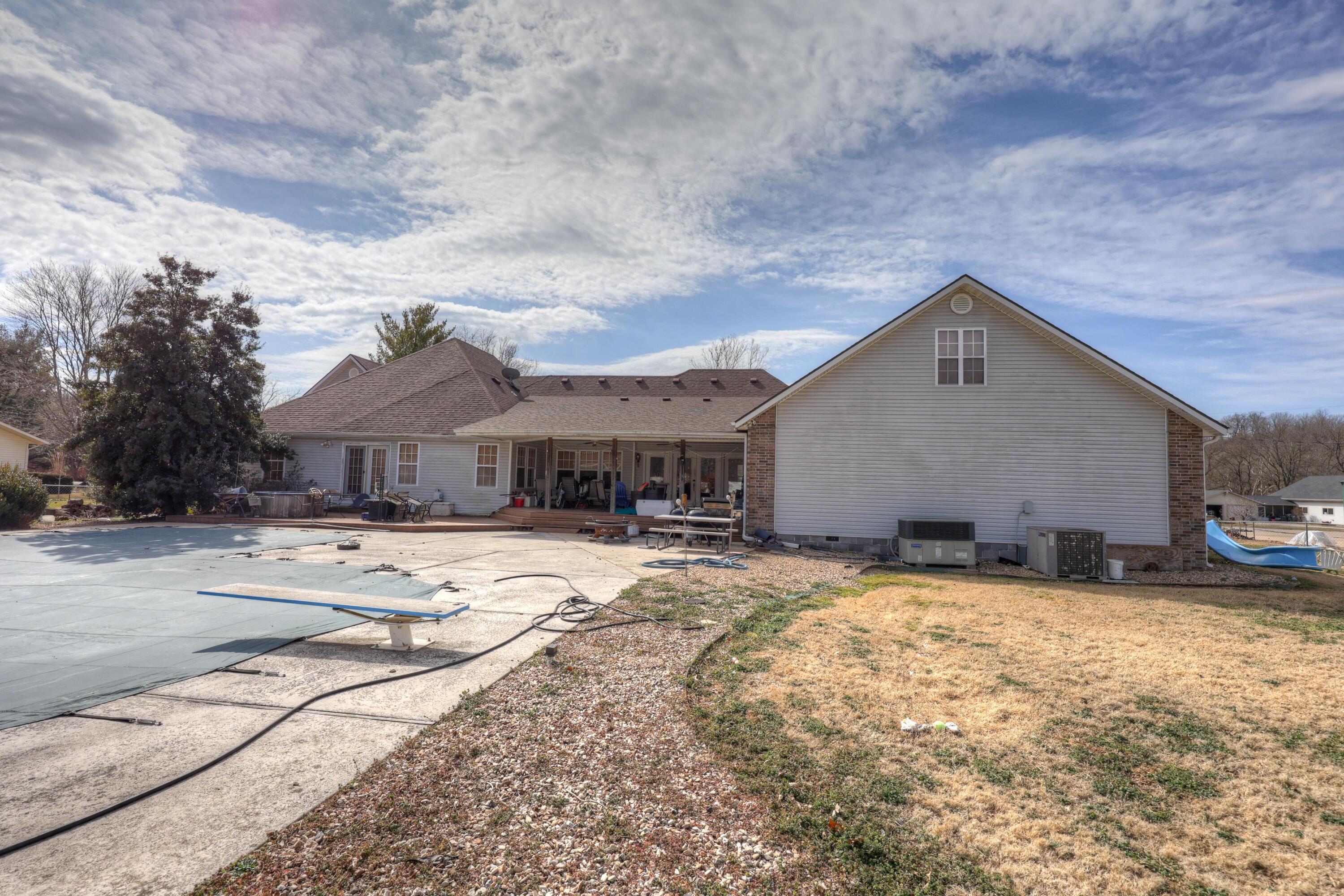 129 Riverview Drive Property Photo 7