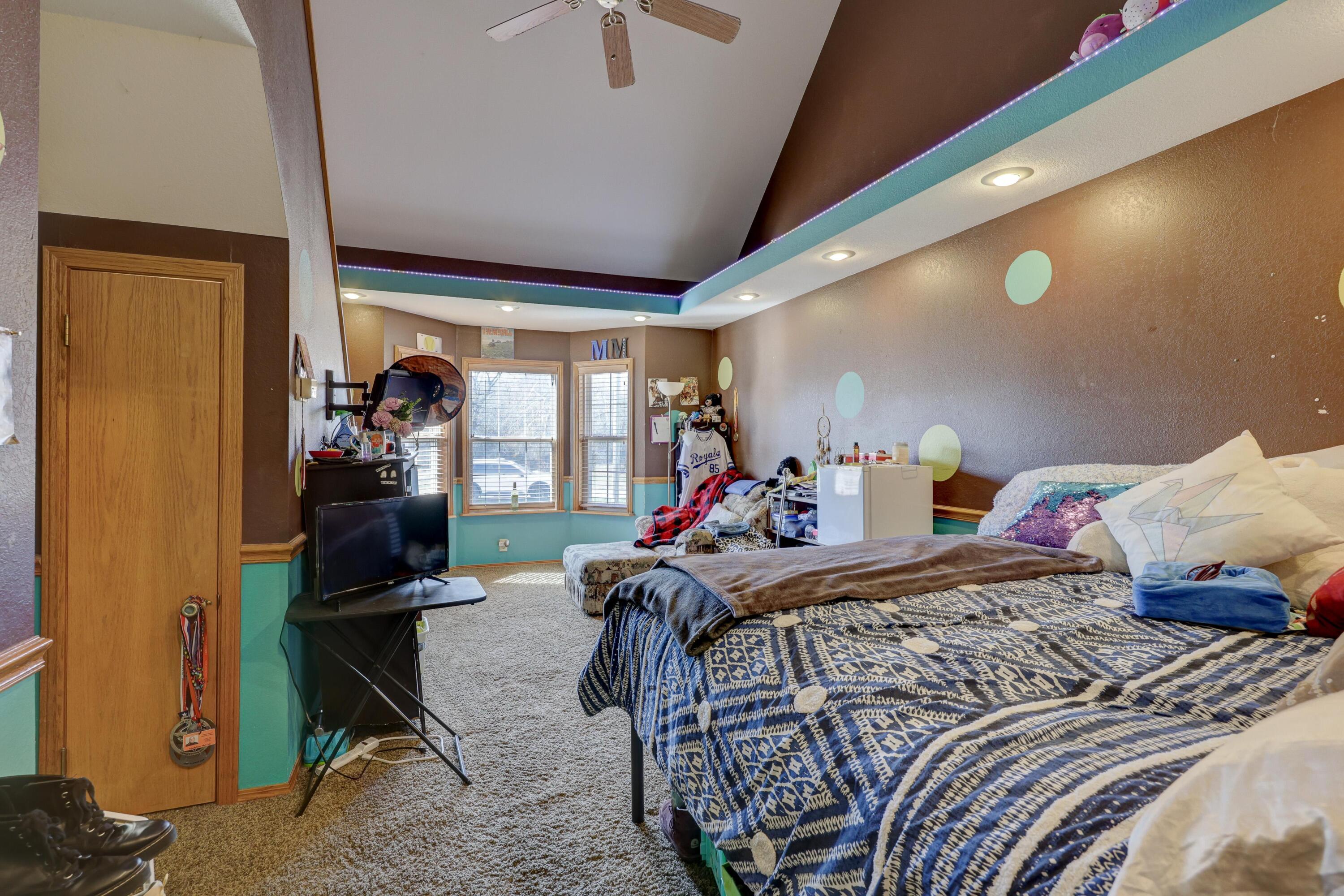 129 Riverview Drive Property Photo 33