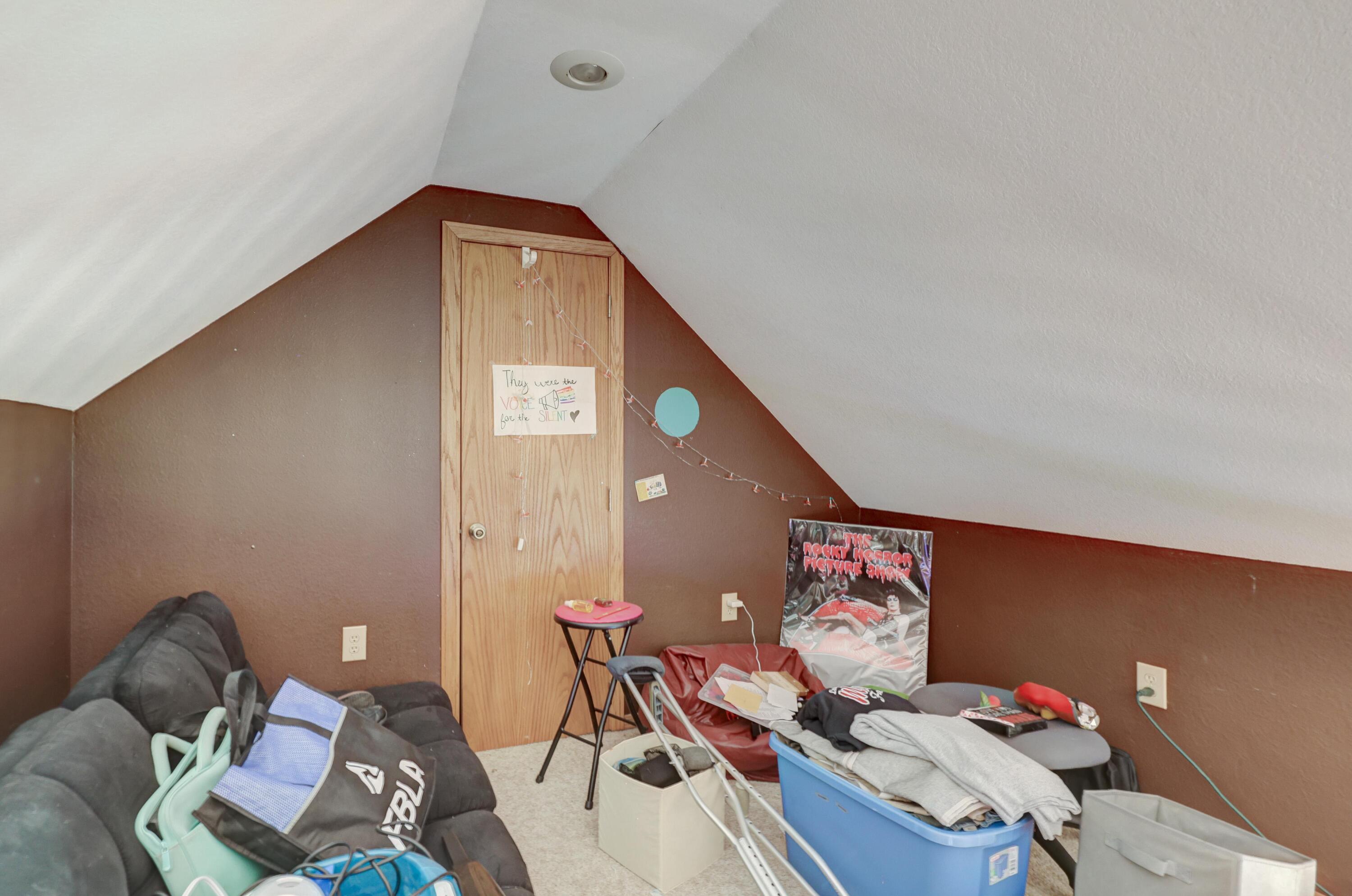 129 Riverview Drive Property Photo 37