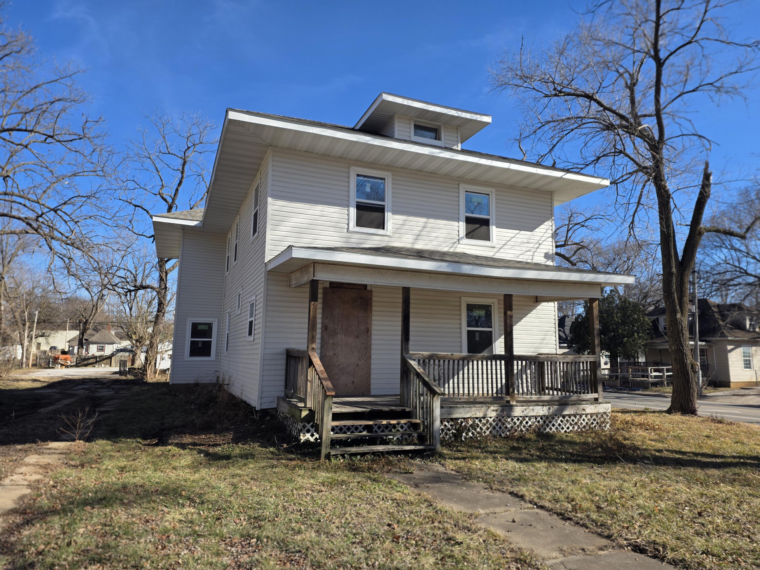 1502 North Grant Avenue Property Photo 7