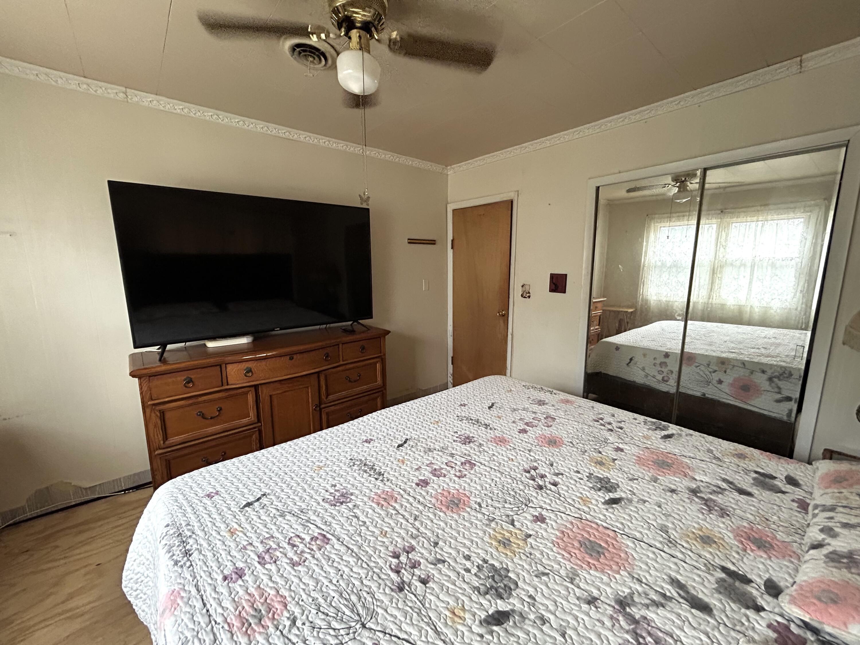 820 2nd Street Property Photo 27