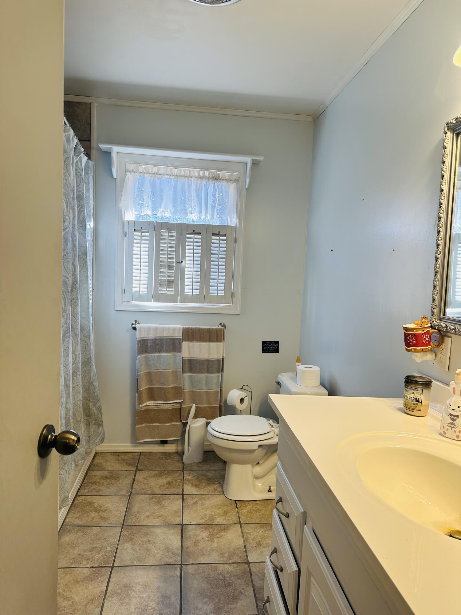 904 Race Street Property Photo 16