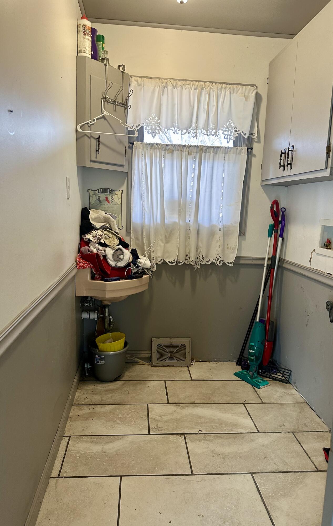 904 Race Street Property Photo 25