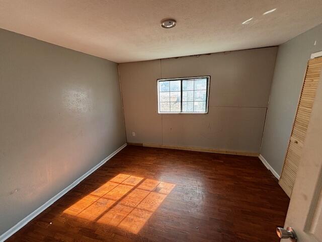 208 East 4th Street Property Photo 11