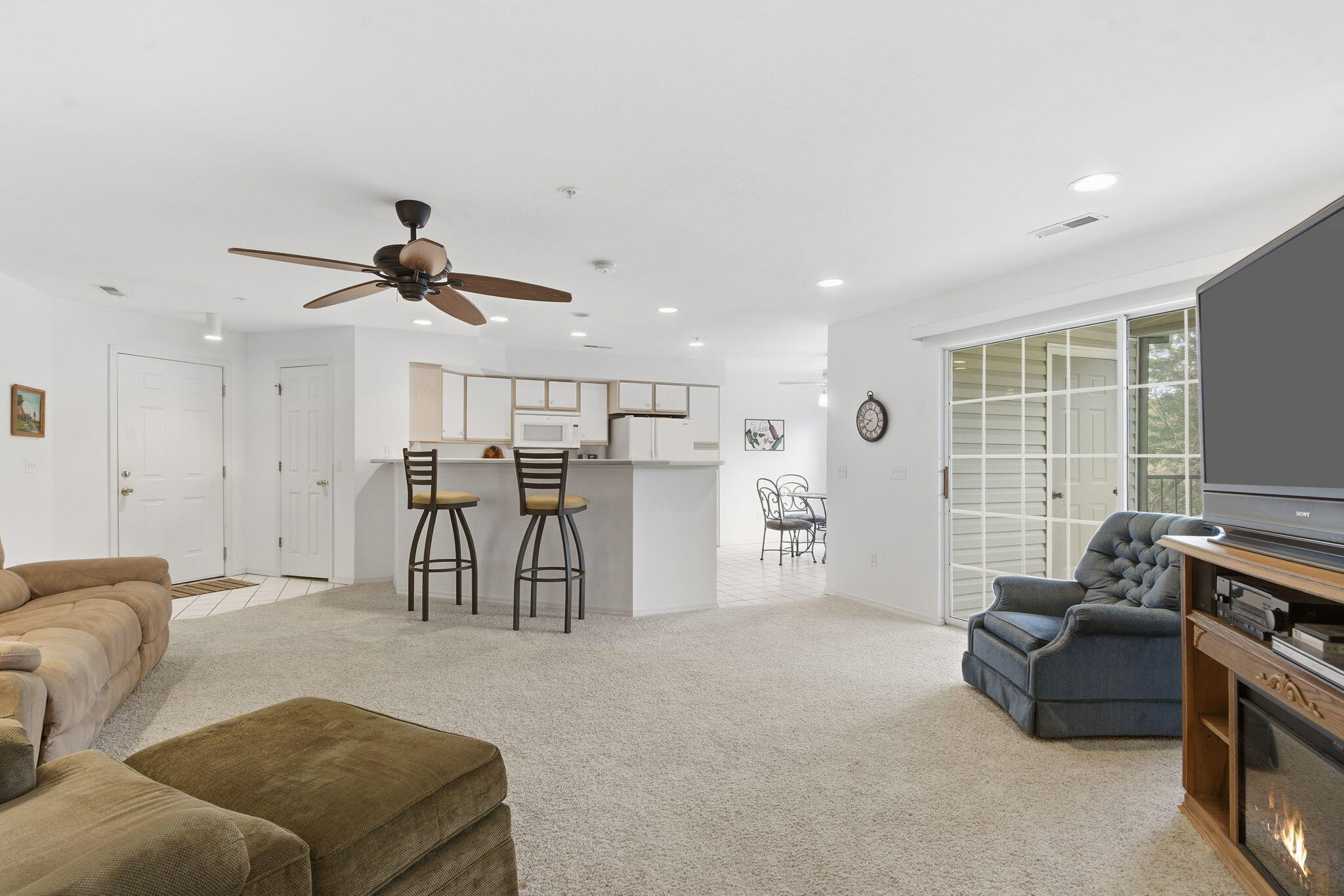 1202 Rocky Shore Terrace Property Photo 7