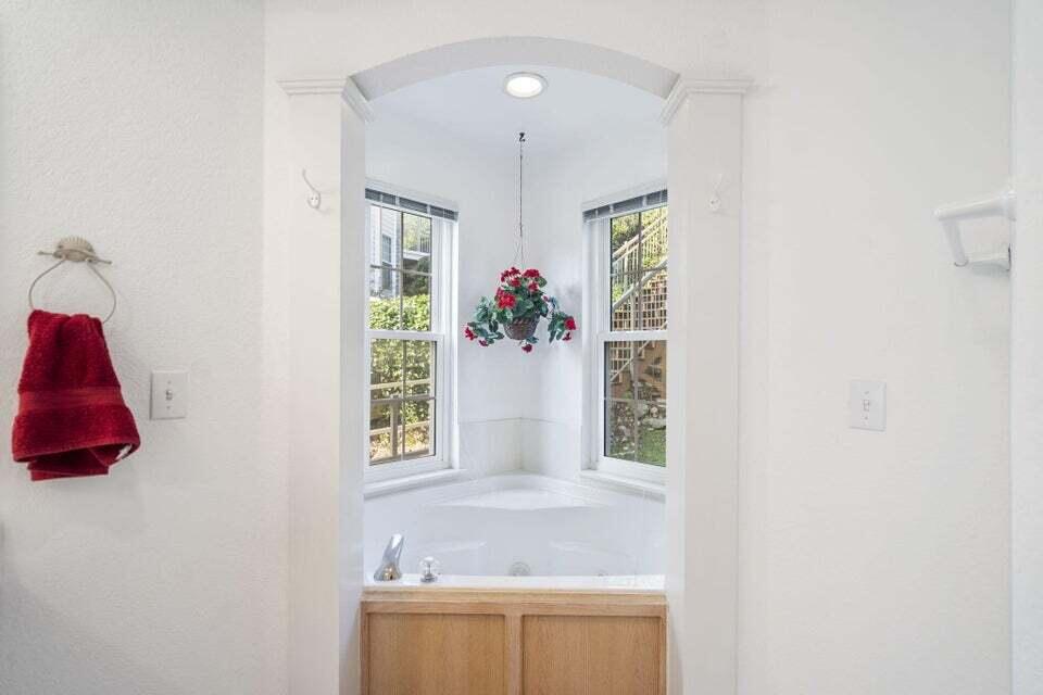 1202 Rocky Shore Terrace Property Photo 20