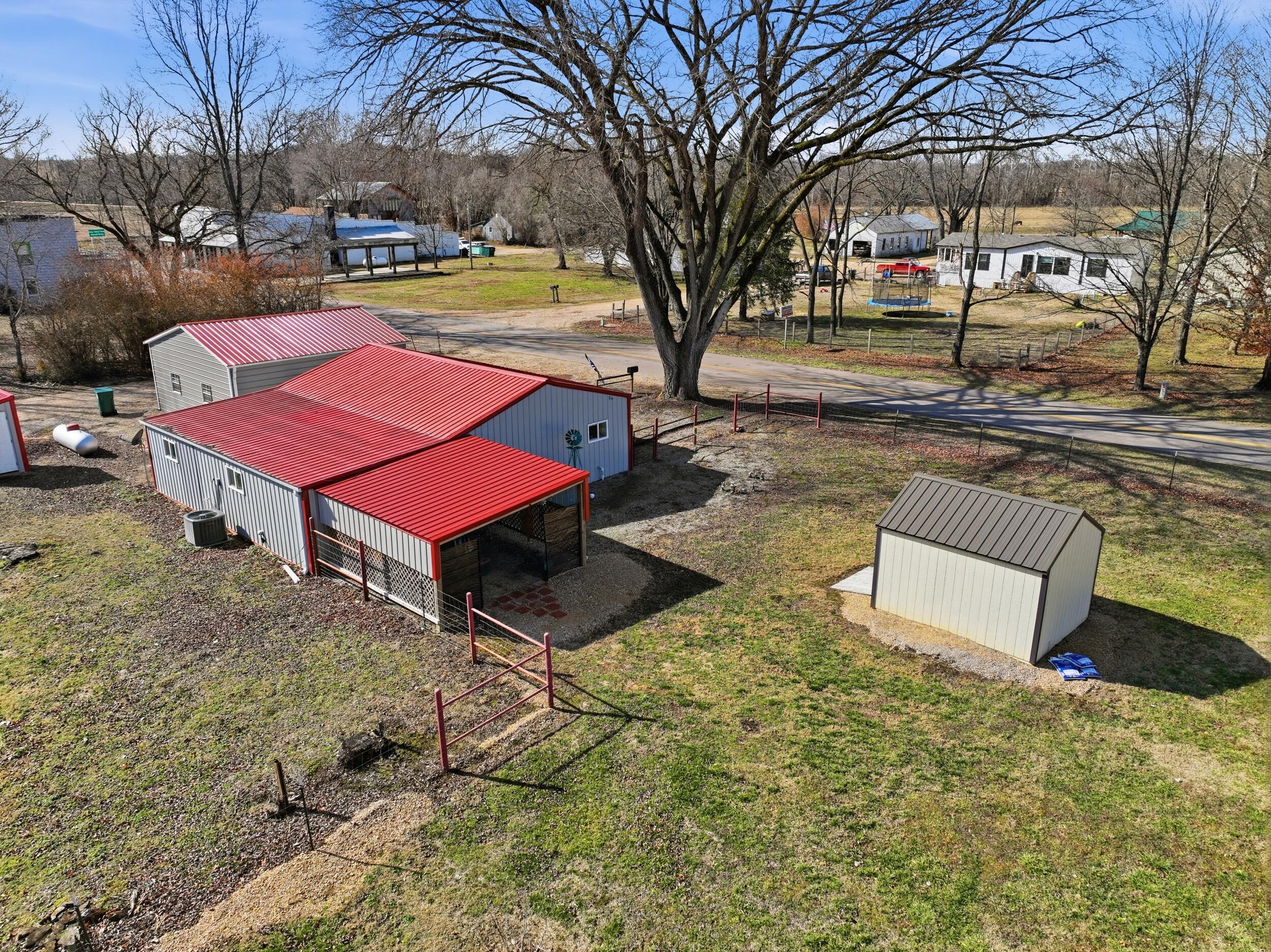 1382 Mo-99 Property Photo 7