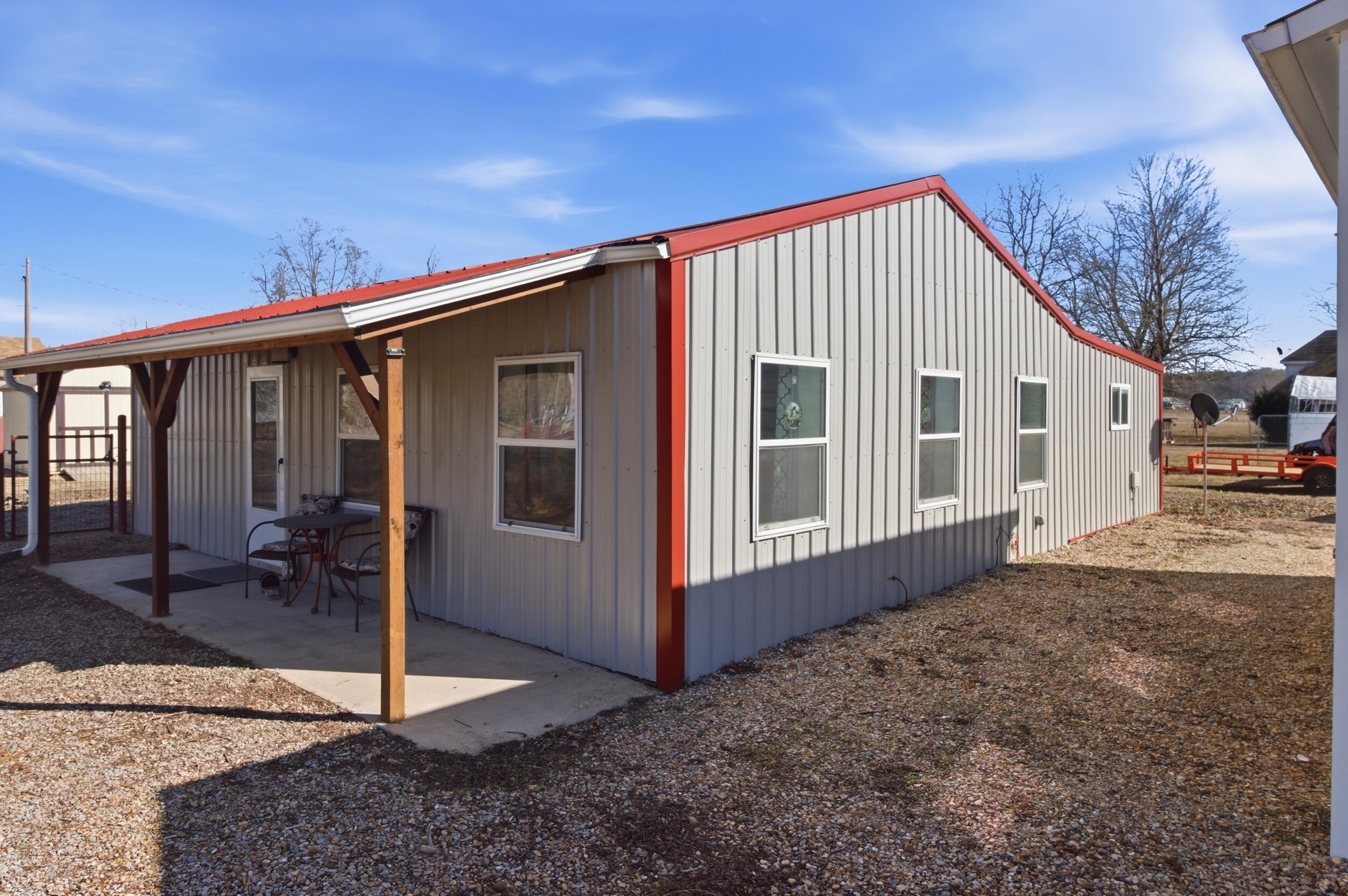 1382 Mo-99 Property Photo 9