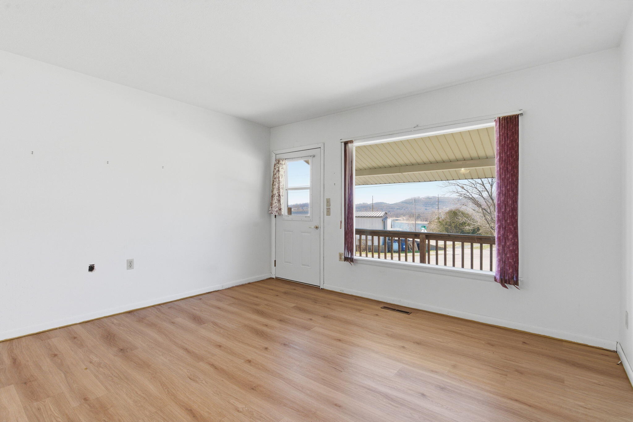 9 Turner Drive Property Photo 6