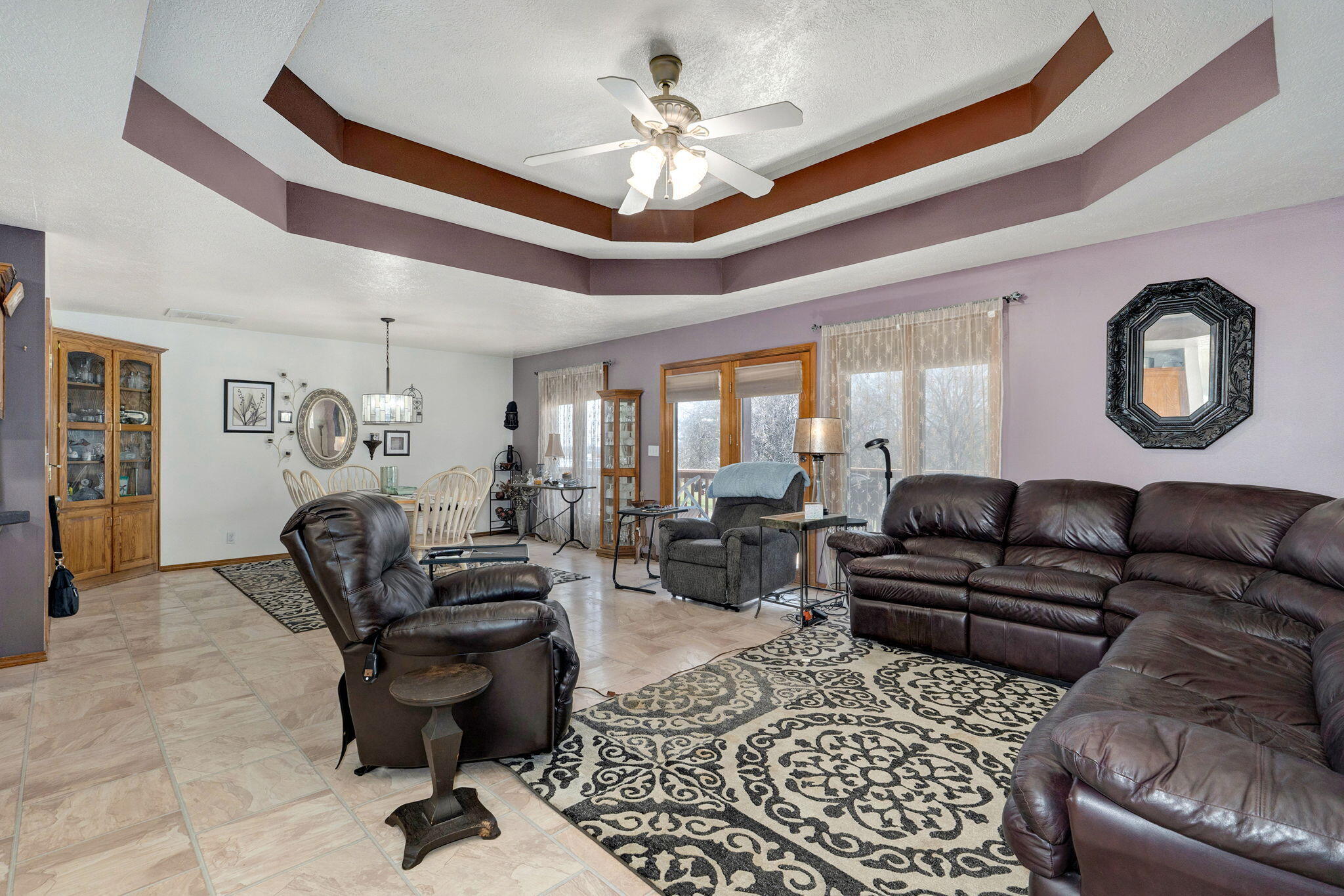 4303 North Willow Road Property Photo 10