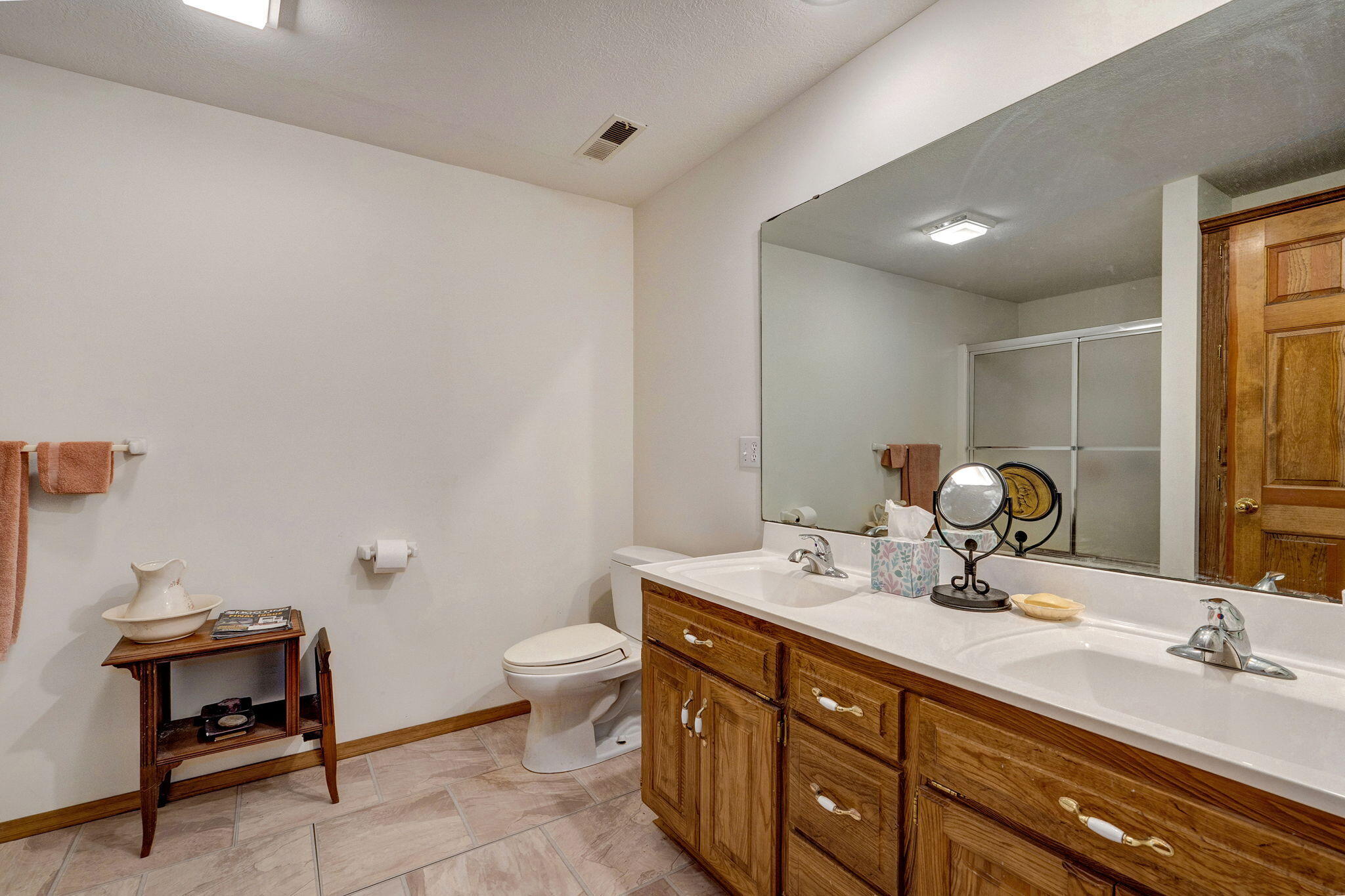 4303 North Willow Road Property Photo 37