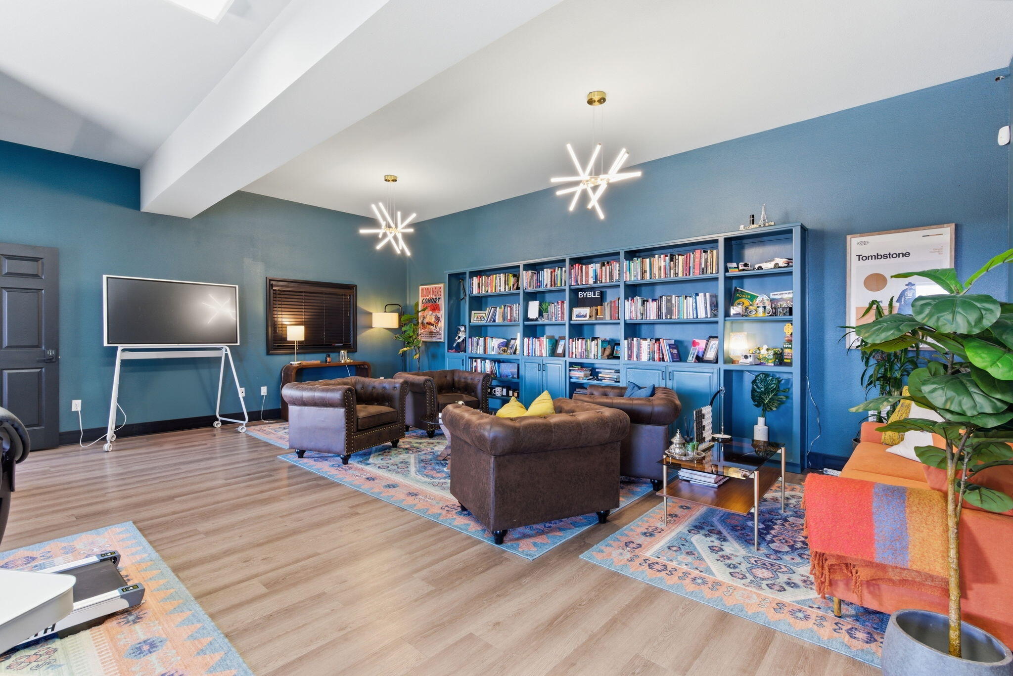 10923 State Highway 176 Property Photo 6