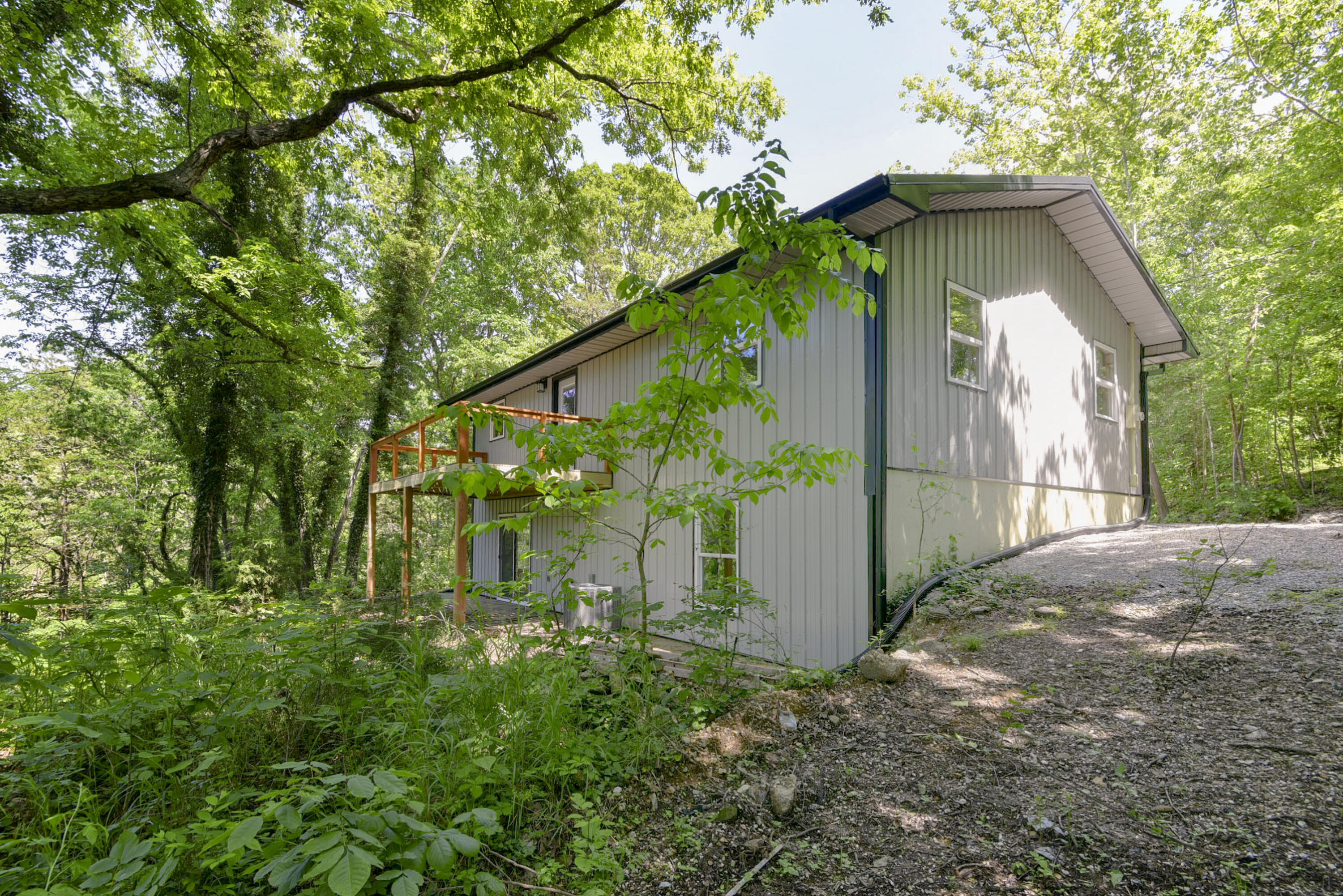 25173 Farm Road 1266 Property Photo 14
