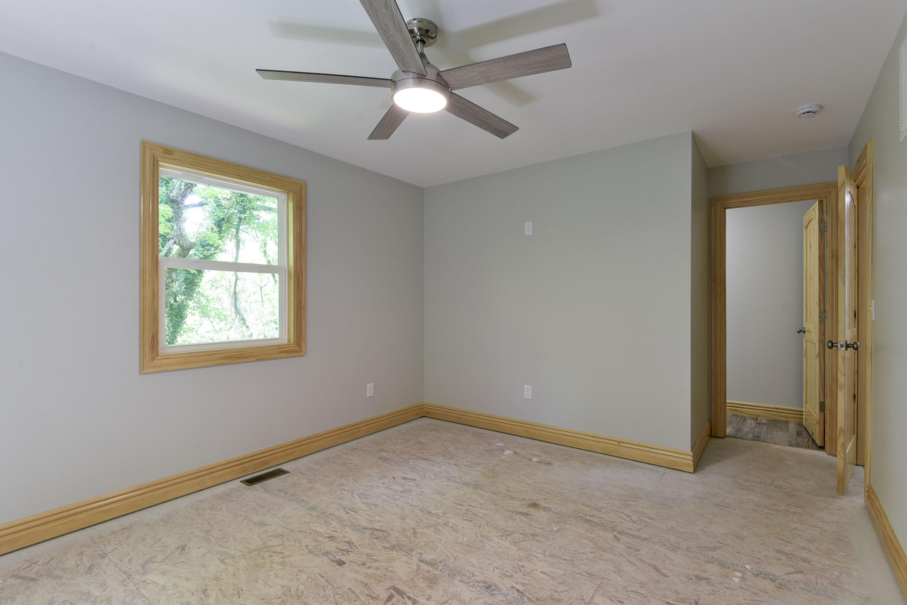 25173 Farm Road 1266 Property Photo 23