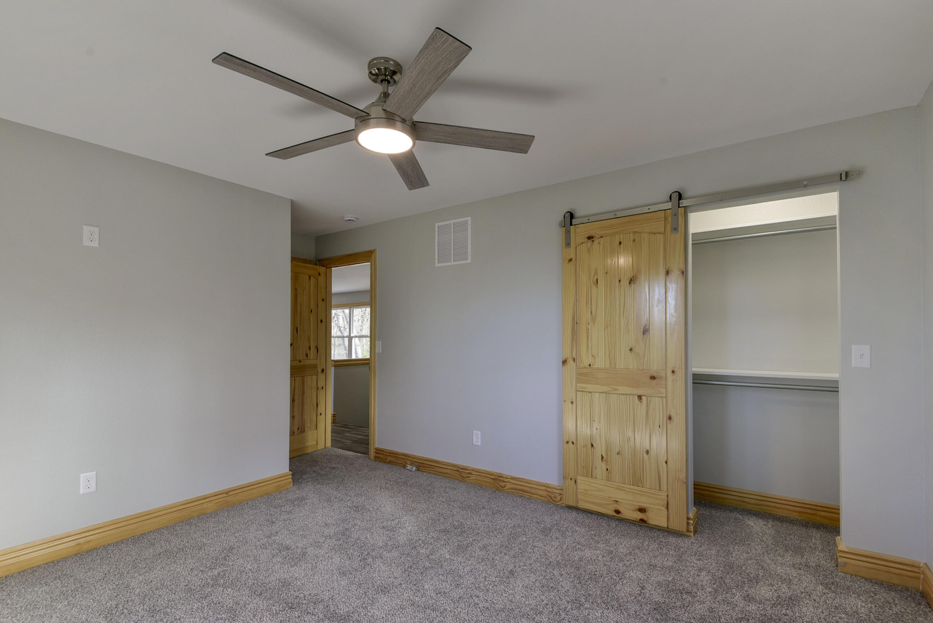 25173 Farm Road 1266 Property Photo 28